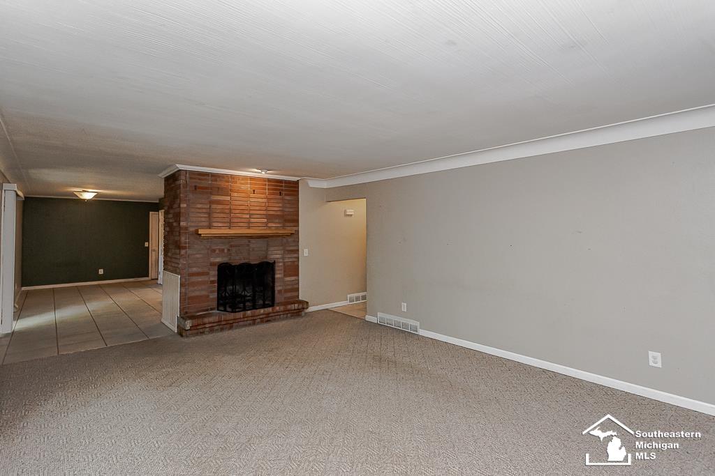 Photo 3 of Single family home for sale at 7679 Apache Trl, Temperance, MI 48182 | MLS# 57050222456 | Listing updated on 2026-09-25