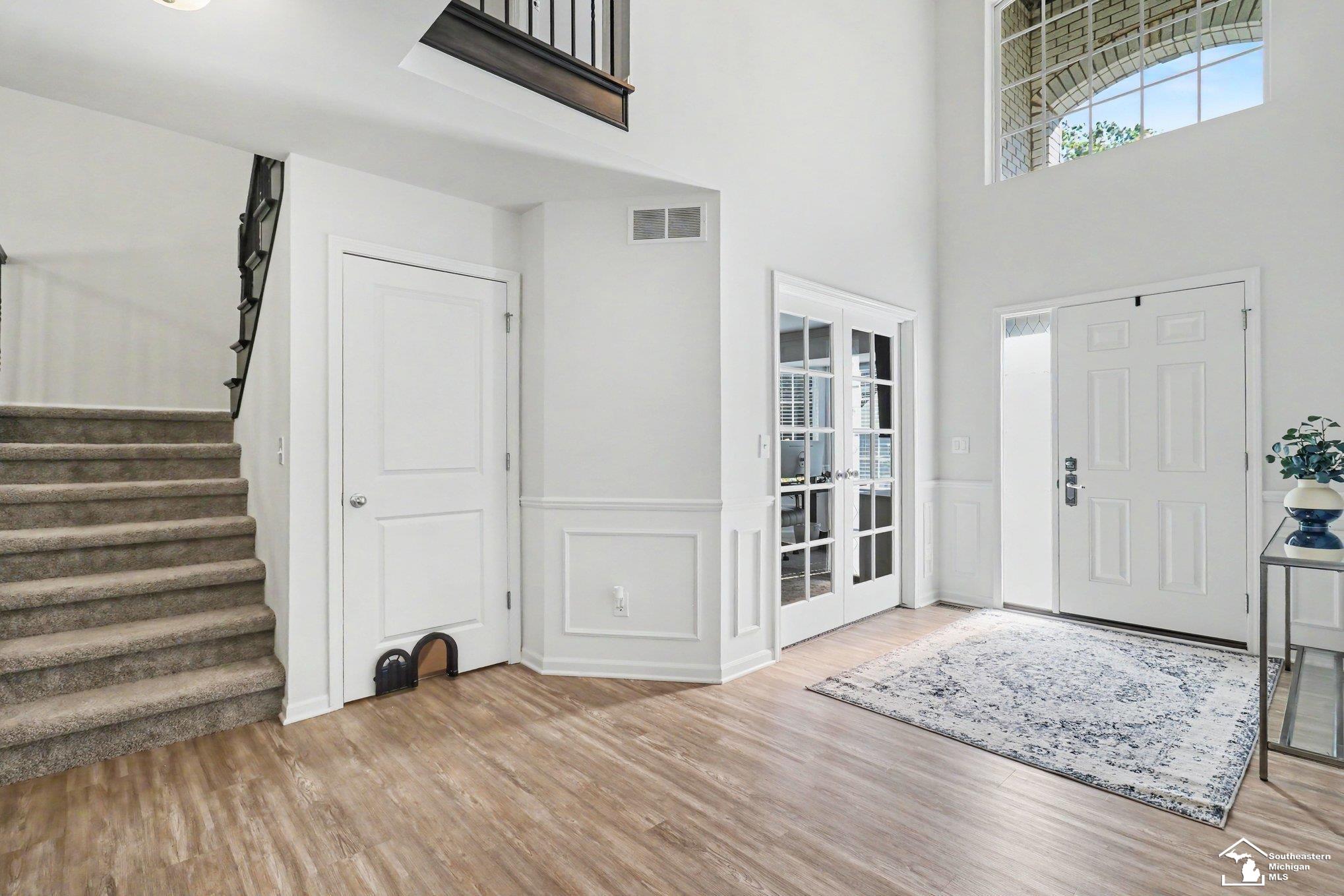 Photo 2 of Single family home for sale at 17956 Tall Oaks Ct, New Boston, MI 48164 | MLS# 50222511 | Listing updated on 2026-10-05