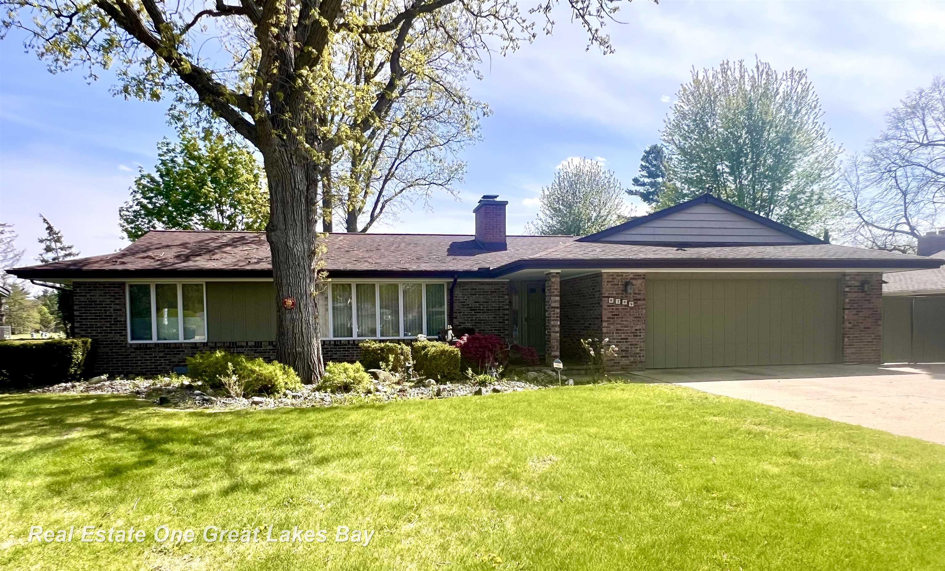 Photo 1 of Single family home for sale at 4749 Century Dr, Saginaw, MI 48638 | MLS# 61050222521 | Listing updated on 2026-09-22