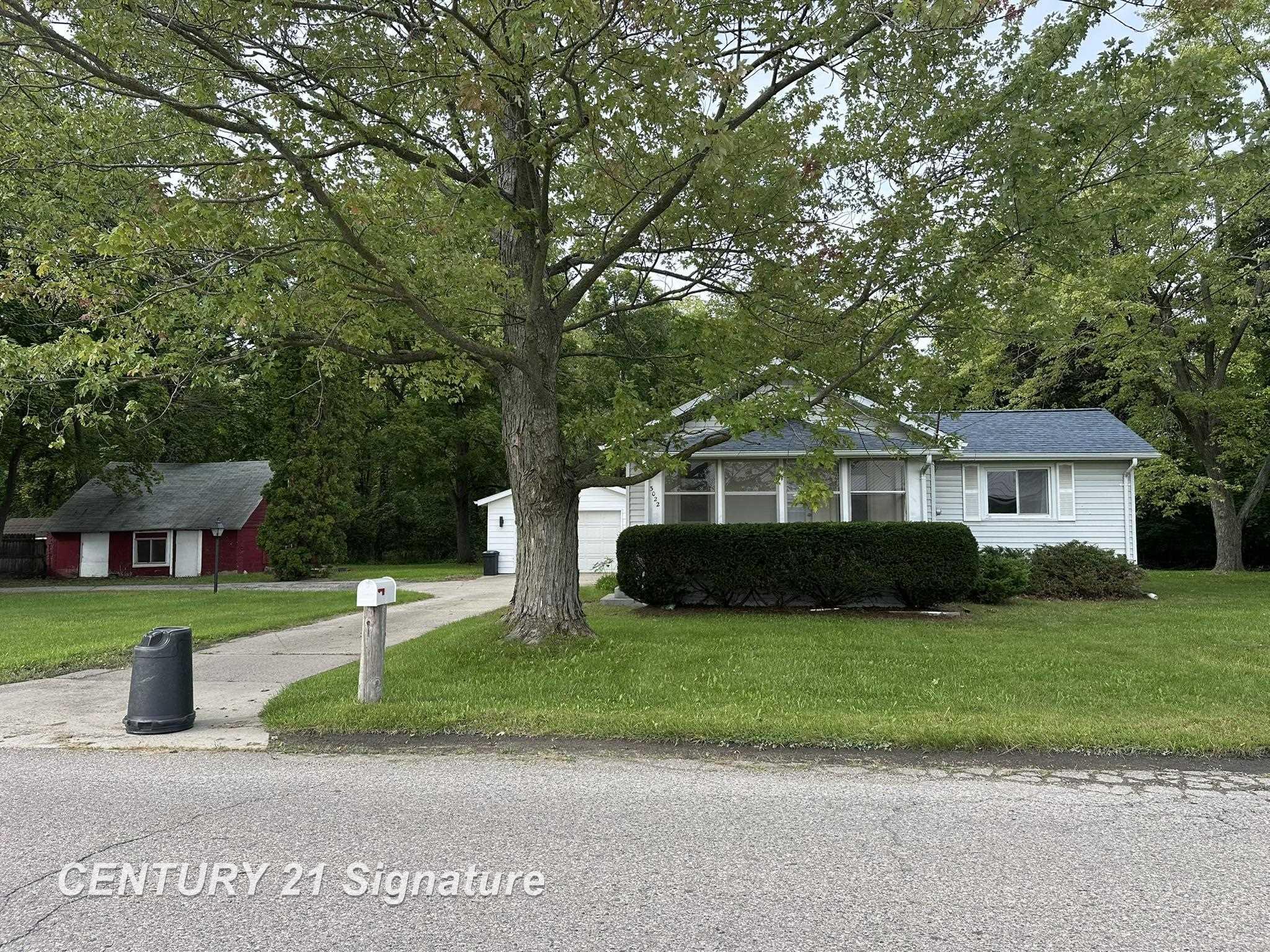 Photo 1 of Sale Pending at 3022 Field Rd, Clio, MI 48420 | MLS# 5050222524 | Listing updated on 2026-10-02