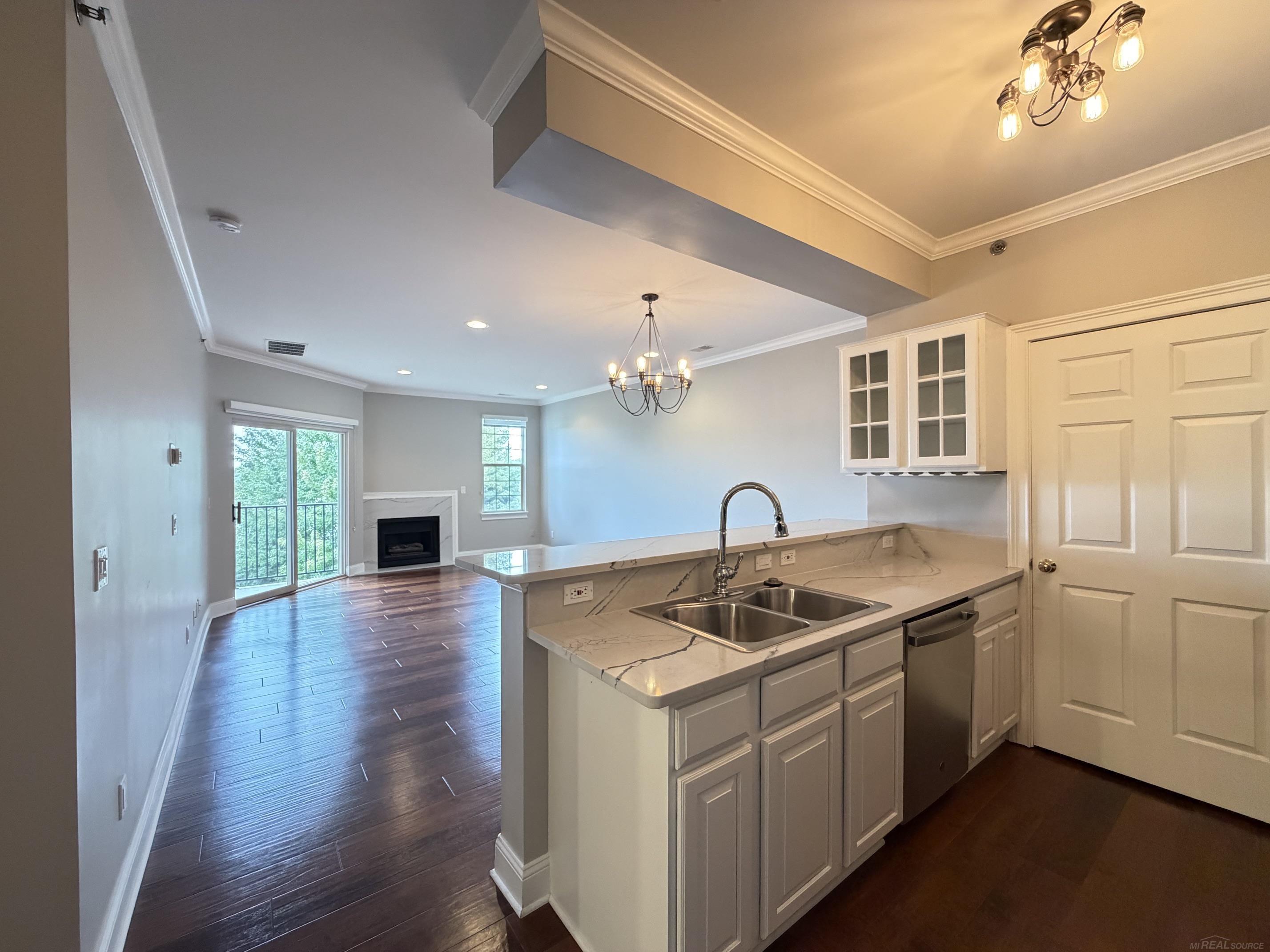Listing Photo 4 - Condo for sale in building located at 39196 Hayes Rd, Clinton Township, MI 48038