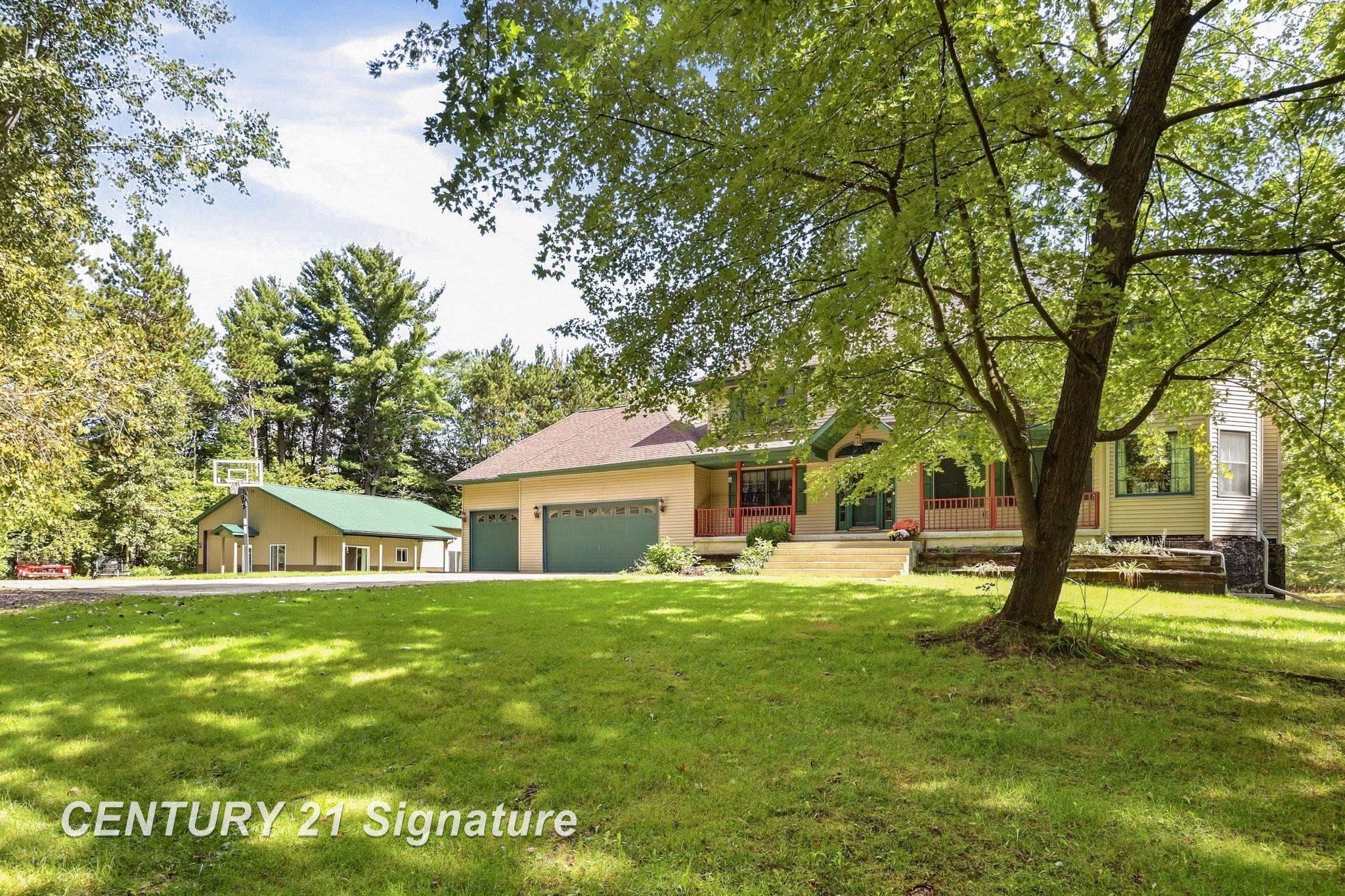 Photo 2 of Single family home for sale at 4090 N Fordney Rd, Hemlock, MI 48626 | MLS# 61050222532 | Listing updated on 2026-10-06