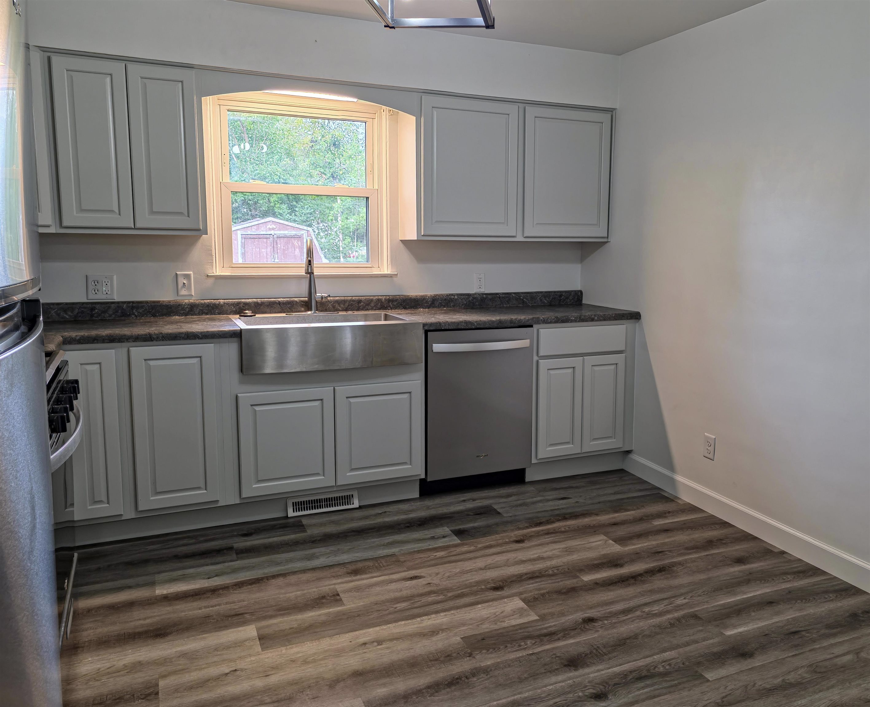 Photo 3 of Sale Pending at 4 Tarras Ct, Bay City, MI 48706 | MLS# 50222549 | Listing updated on 2026-09-28