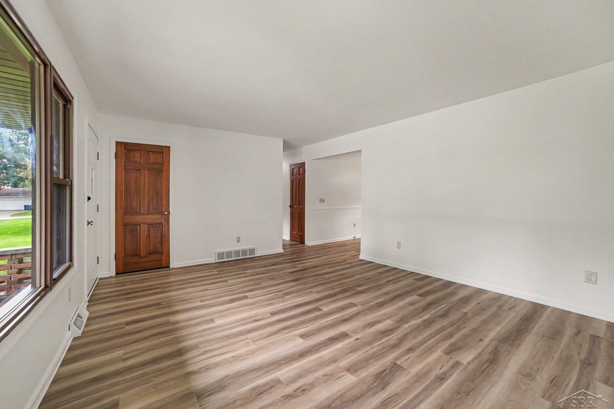 Photo 3 of Single family home for sale at 5311 Heritage Dr, Saginaw, MI 48603 | MLS# 61050222552 | Listing updated on 2026-09-29