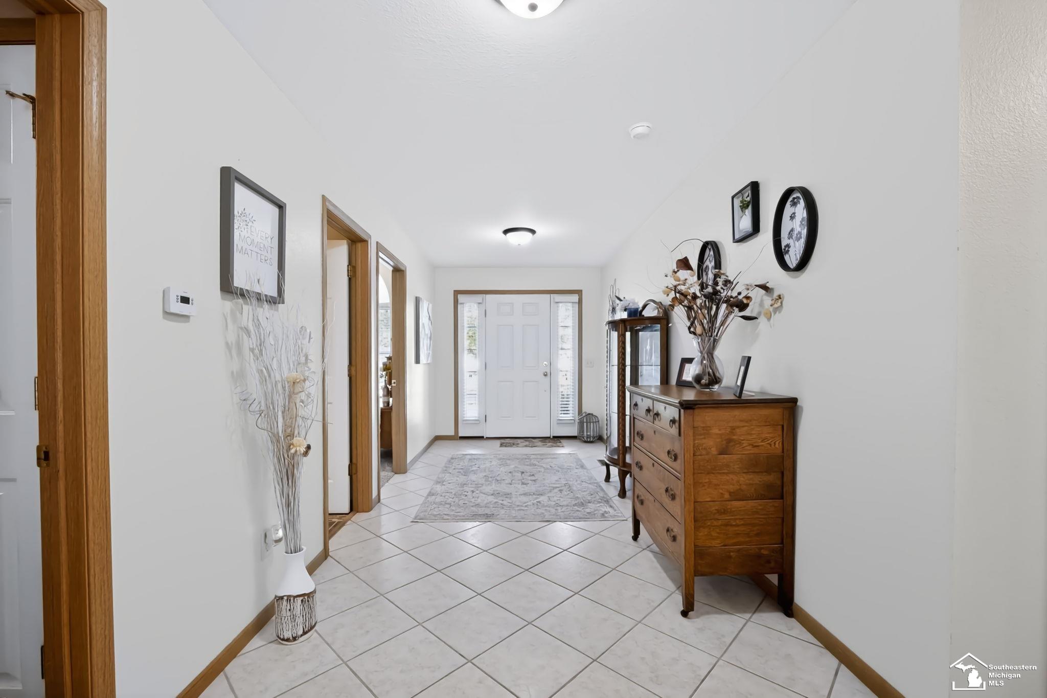 Listing Photo 5 - Condo for sale in building located at 6586 Black Diamond Ln, Lambertville, MI 48144