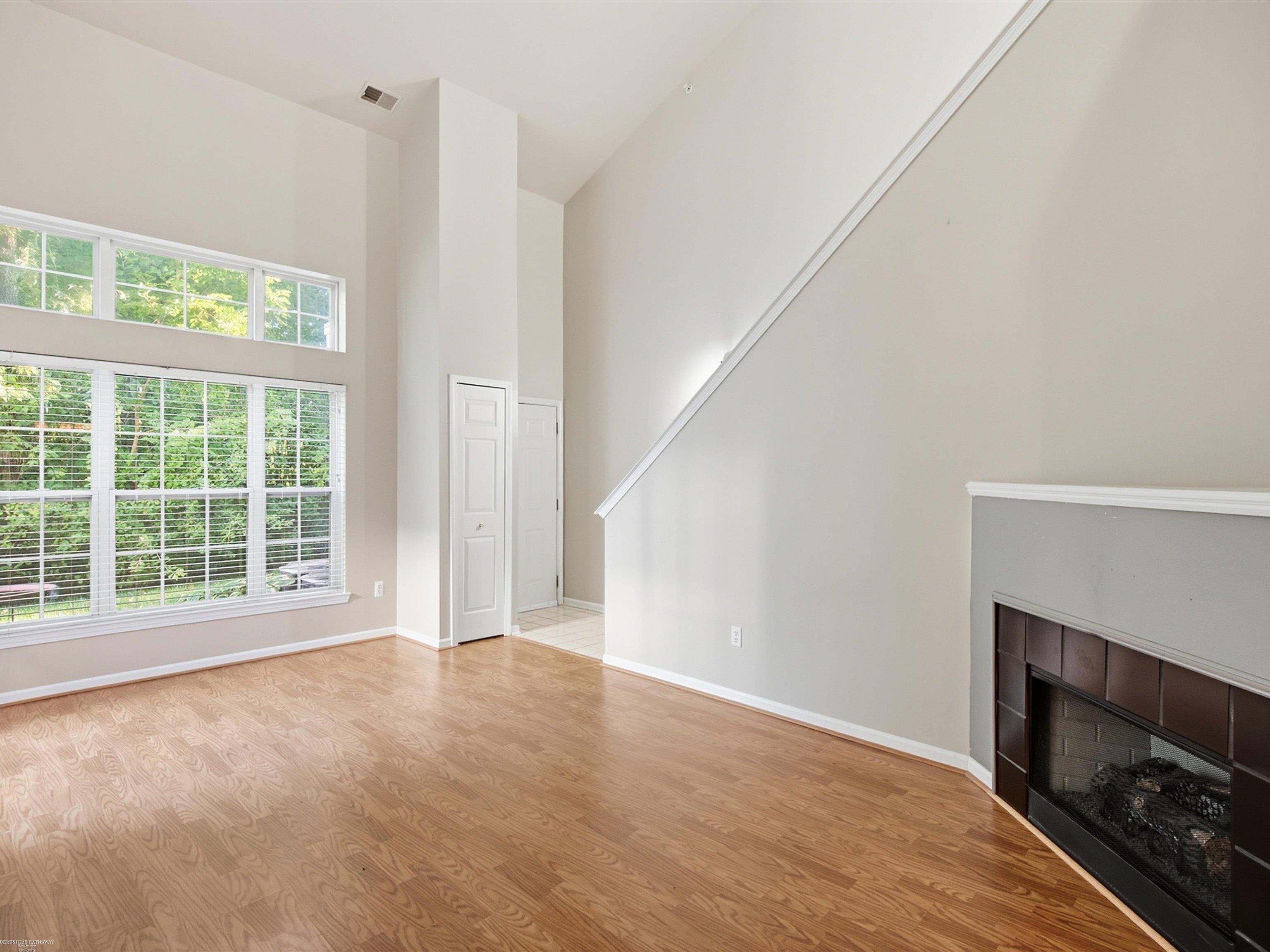 Photo 2 of Condo for sale at 25953 Waterway Dr #9, Harrison Township, MI 48045 | MLS# 50222594 | Listing updated on 2026-09-23