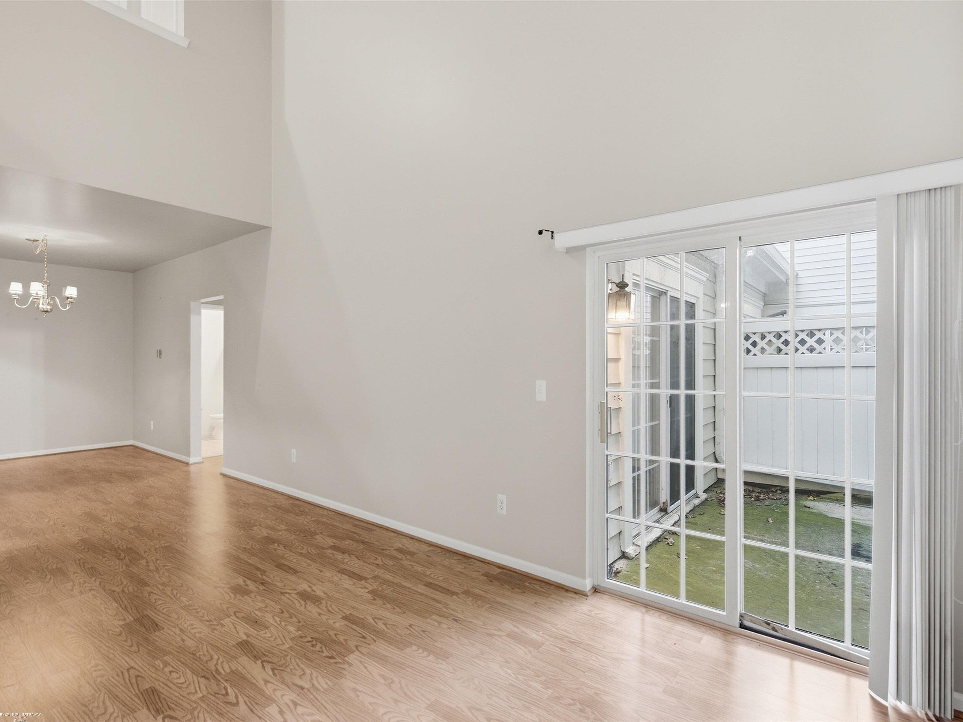Photo 3 of Condo for sale at 25953 Waterway Dr, Harrison Township, MI 48045 | MLS# 58050222594 | Listing updated on 2026-09-23