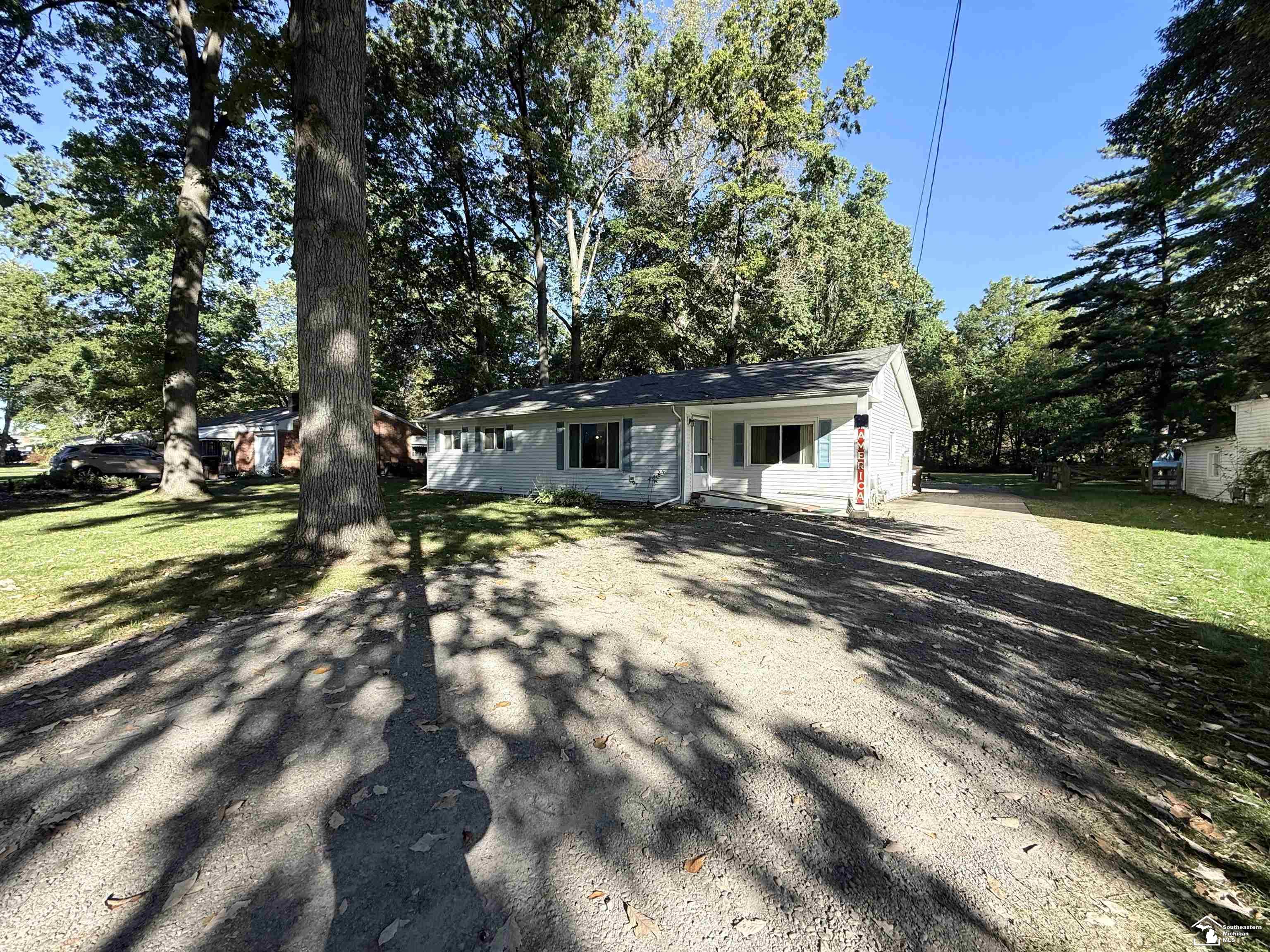 Photo 1 of Sale Pending at 3176 Springbrook Dr, Lambertville, MI 48144 | MLS# 57050222611 | Listing updated on 2026-10-01
