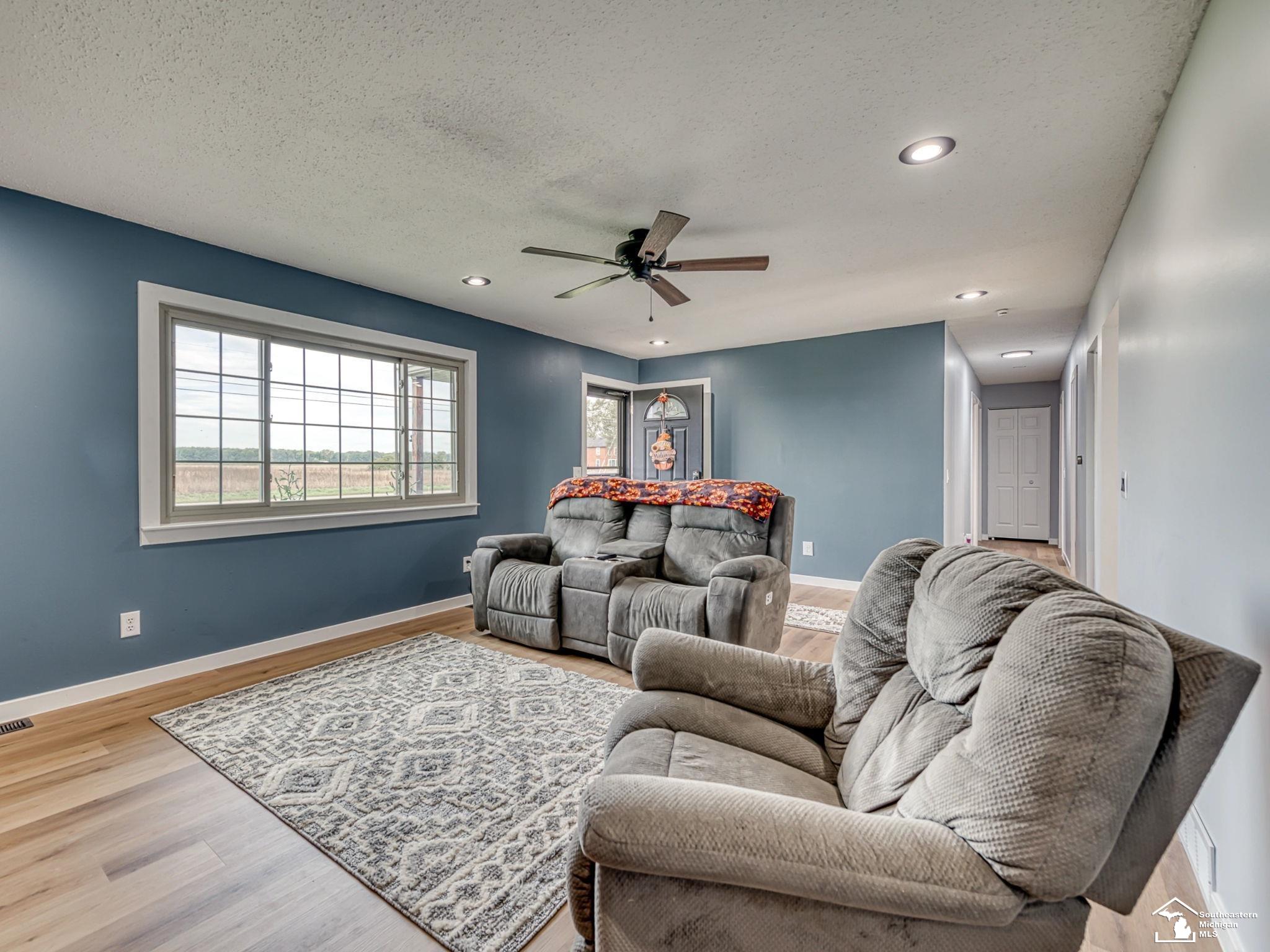 Photo 4 of Single family home for sale at 11970 Minx Rd, Temperance, MI 48182 | MLS# 57050222616 | Listing updated on 2026-10-02