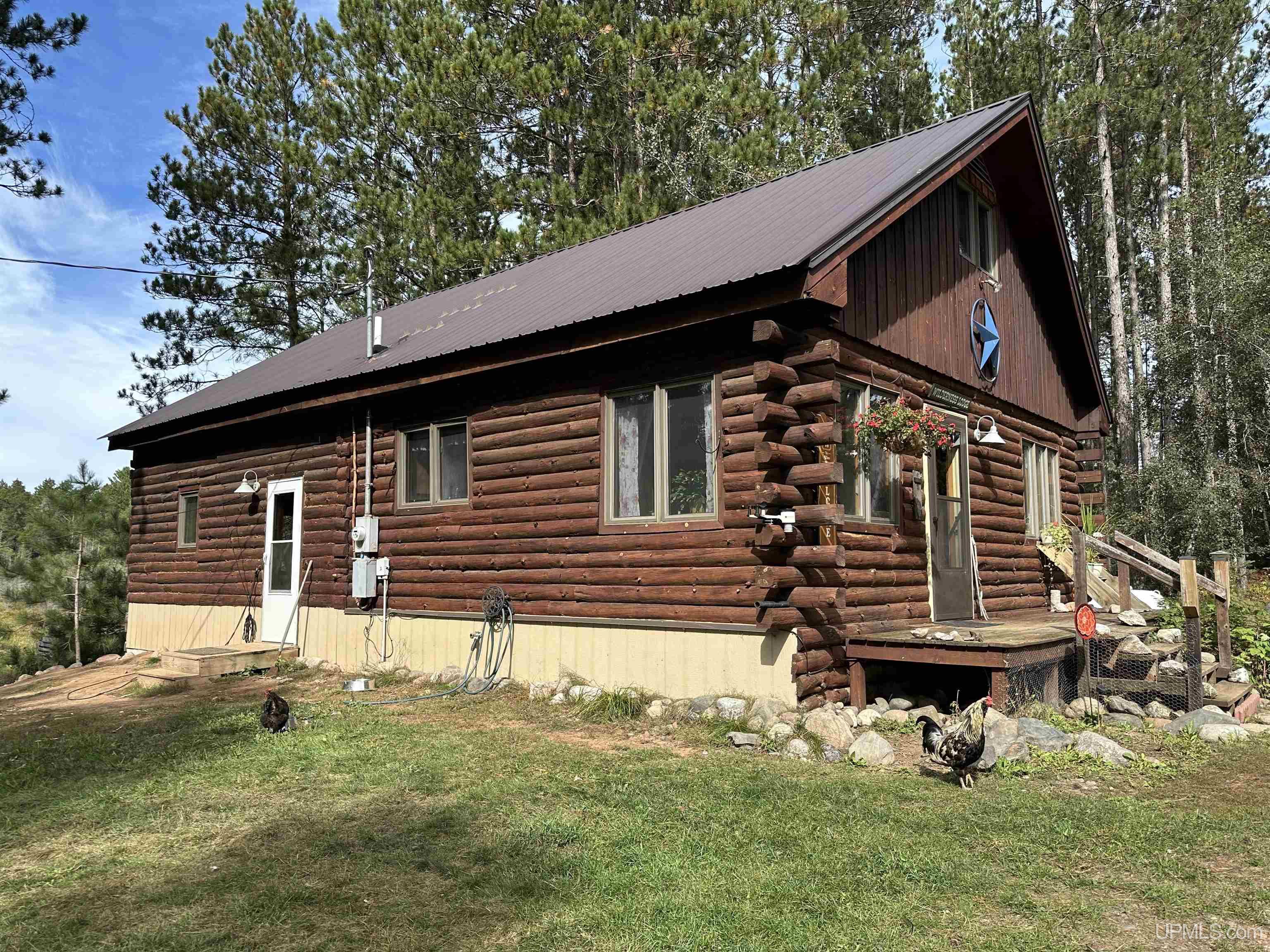 Photo 3 of Single family home for sale at 311 Us Hwy 141 St, Crystal Falls, MI 49920 | MLS# 50222626 | Listing updated on 2026-09-22