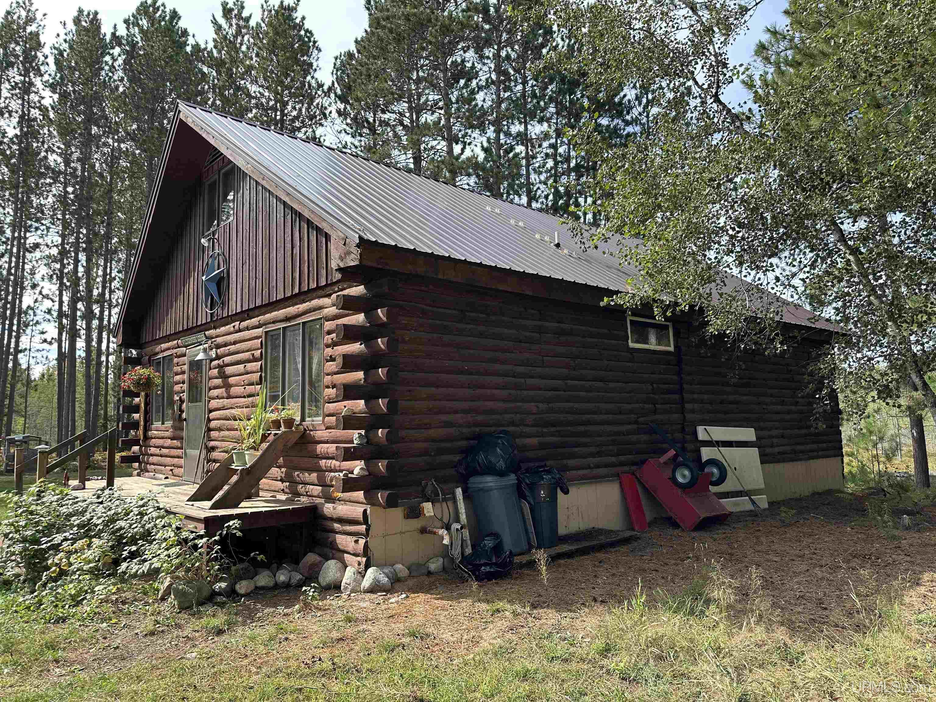 Photo 4 of Single family home for sale at 311 US Hwy 141 St, Crystal Falls, MI 49920 | MLS# 50222626 | Listing updated on 2026-09-22
