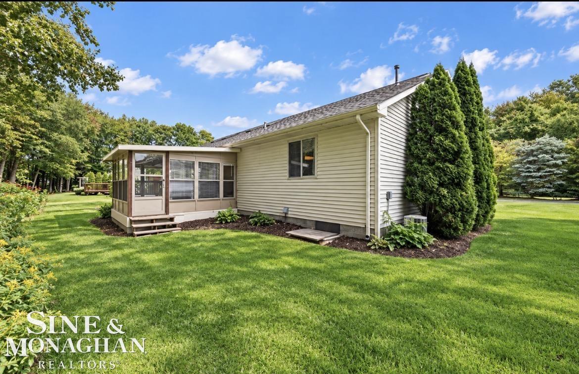 Photo 3 of Condo for sale at 9638 Nook Rd #6, Clay, MI 48001 | MLS# 50222631 | Listing updated on 2026-09-22