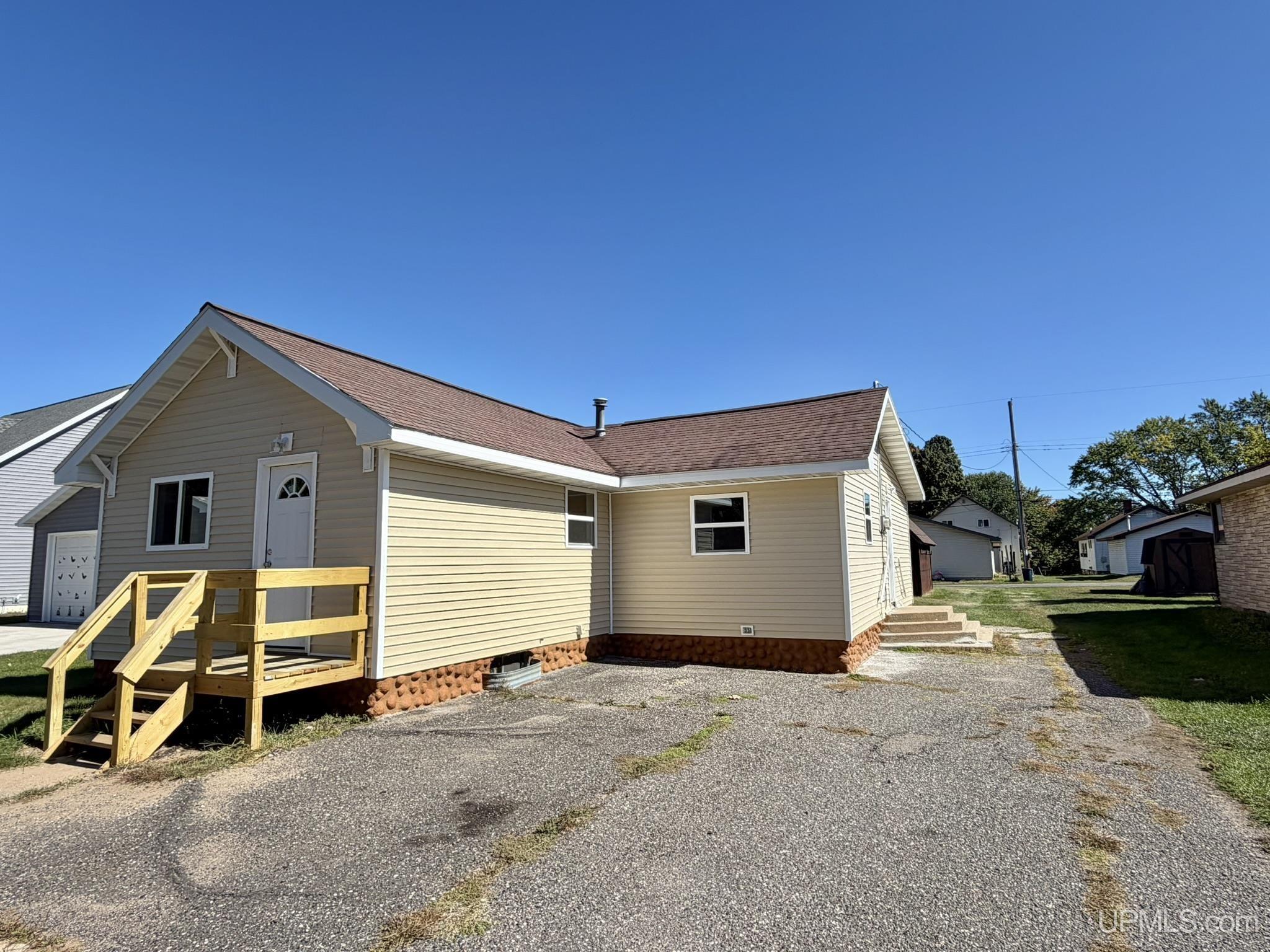 Single family home for sale at 213 Hemlock St, Kingsford, MI 49802 | MLS# 50222642