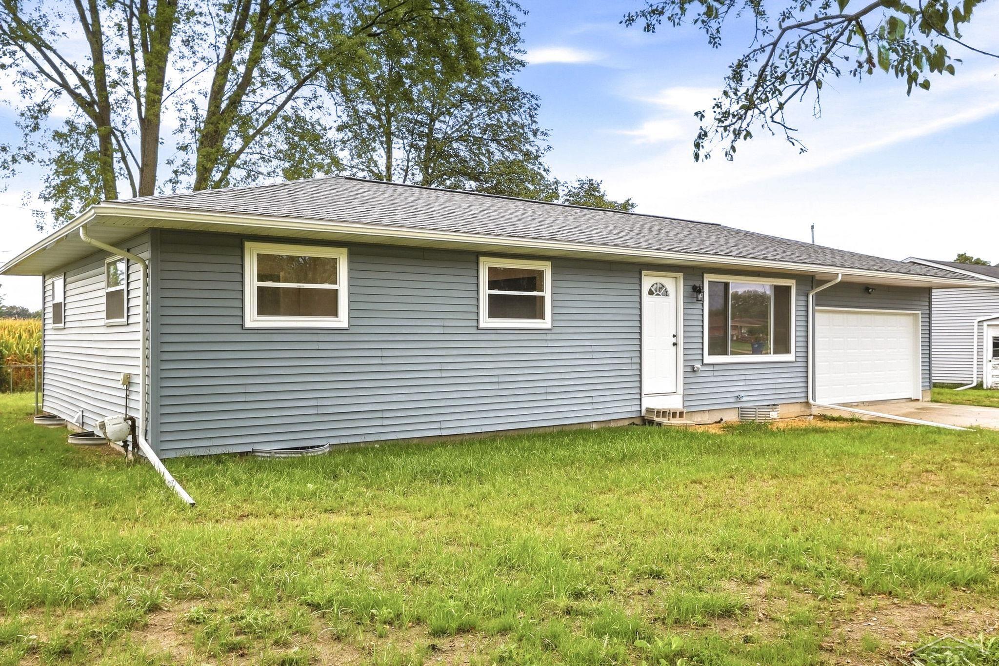 Photo 3 of Single family home for sale at 4820 S Washington Rd, Saginaw, MI 48601 | MLS# 61050222656 | Listing updated on 2026-09-28