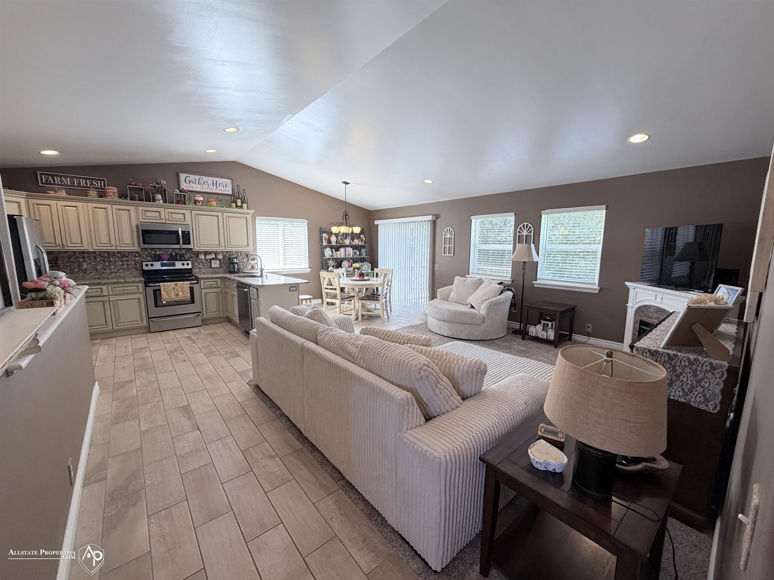 Photo 3 of Single family home for sale at 5118 Redwood Ln, Grand Blanc, MI 48439 | MLS# 5050222664 | Listing updated on 2026-09-29