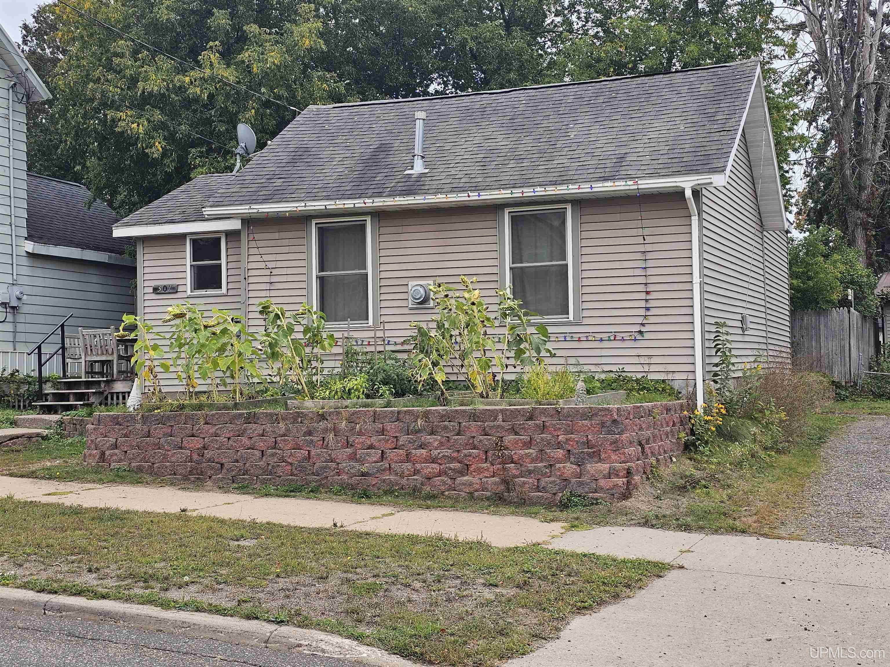 Single family home for sale at 307 W Clark St, Negaunee, MI 49866 | MLS# 50222665