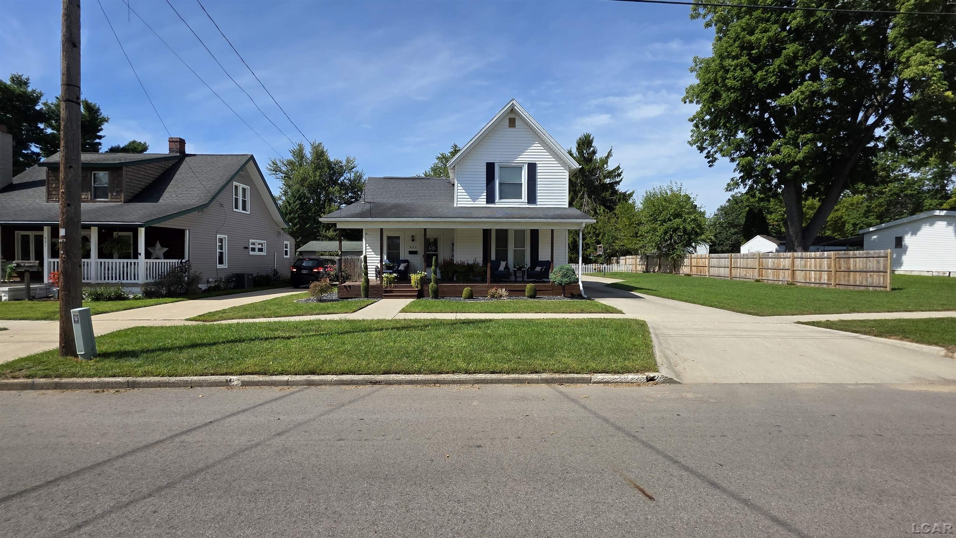 Photo 3 of Single family home for sale at 823 N Summit St, Morenci, MI 49256 | MLS# 56050222668 | Listing updated on 2026-09-23