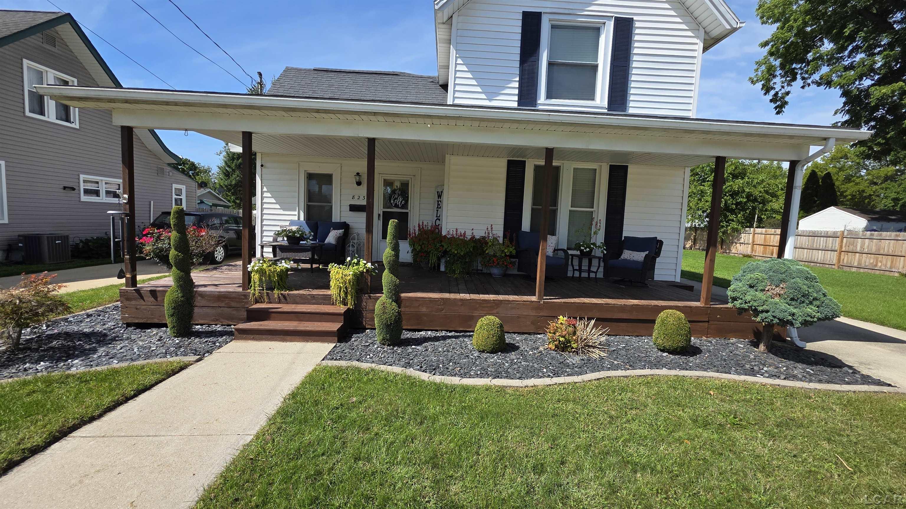 Photo 3 of Single family home for sale at 823 N Summit St, Morenci, MI 49256 | MLS# 56050222668 | Listing updated on 2026-09-23