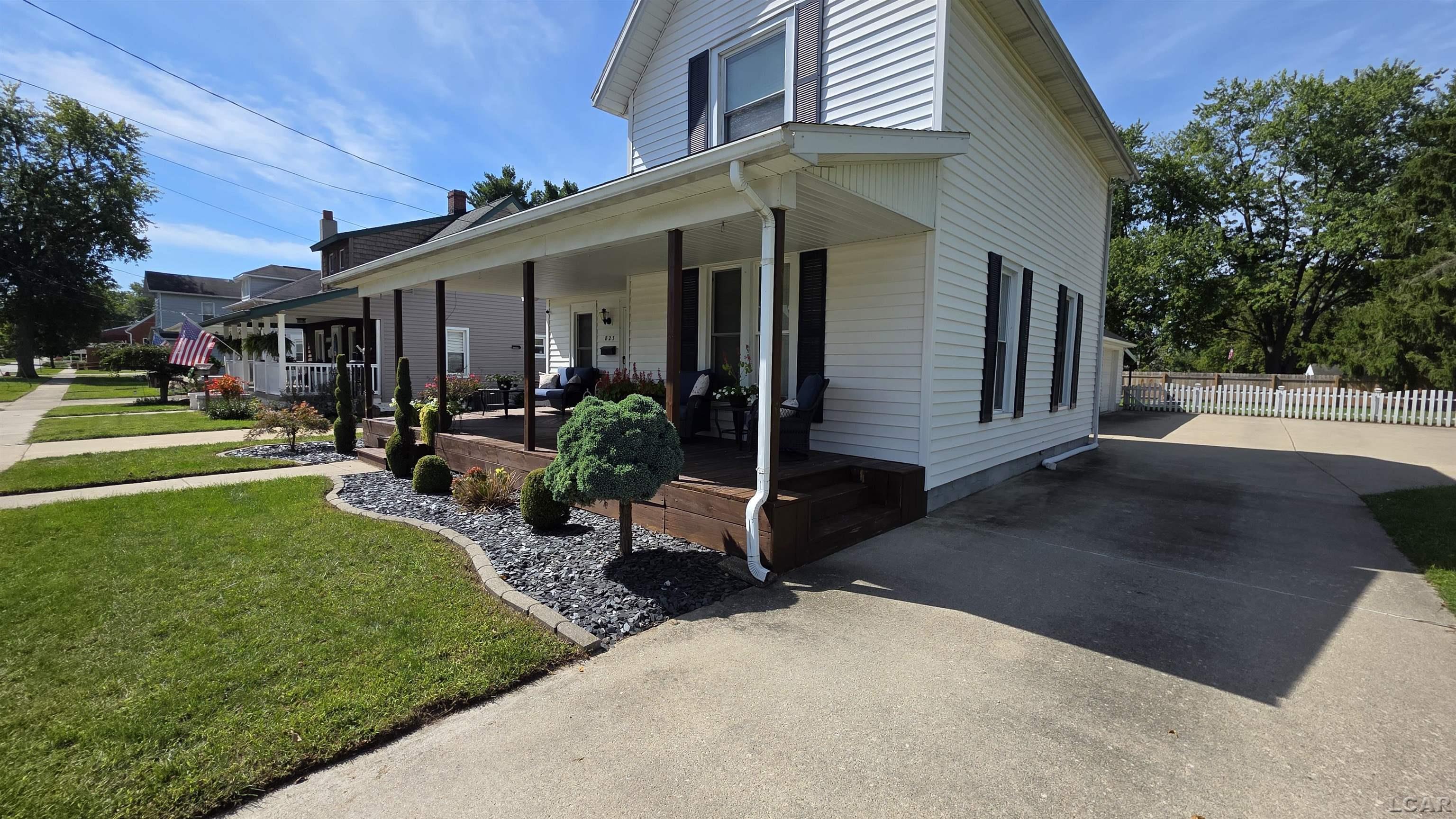 Photo 4 of Single family home for sale at 823 N Summit St, Morenci, MI 49256 | MLS# 56050222668 | Listing updated on 2026-09-23
