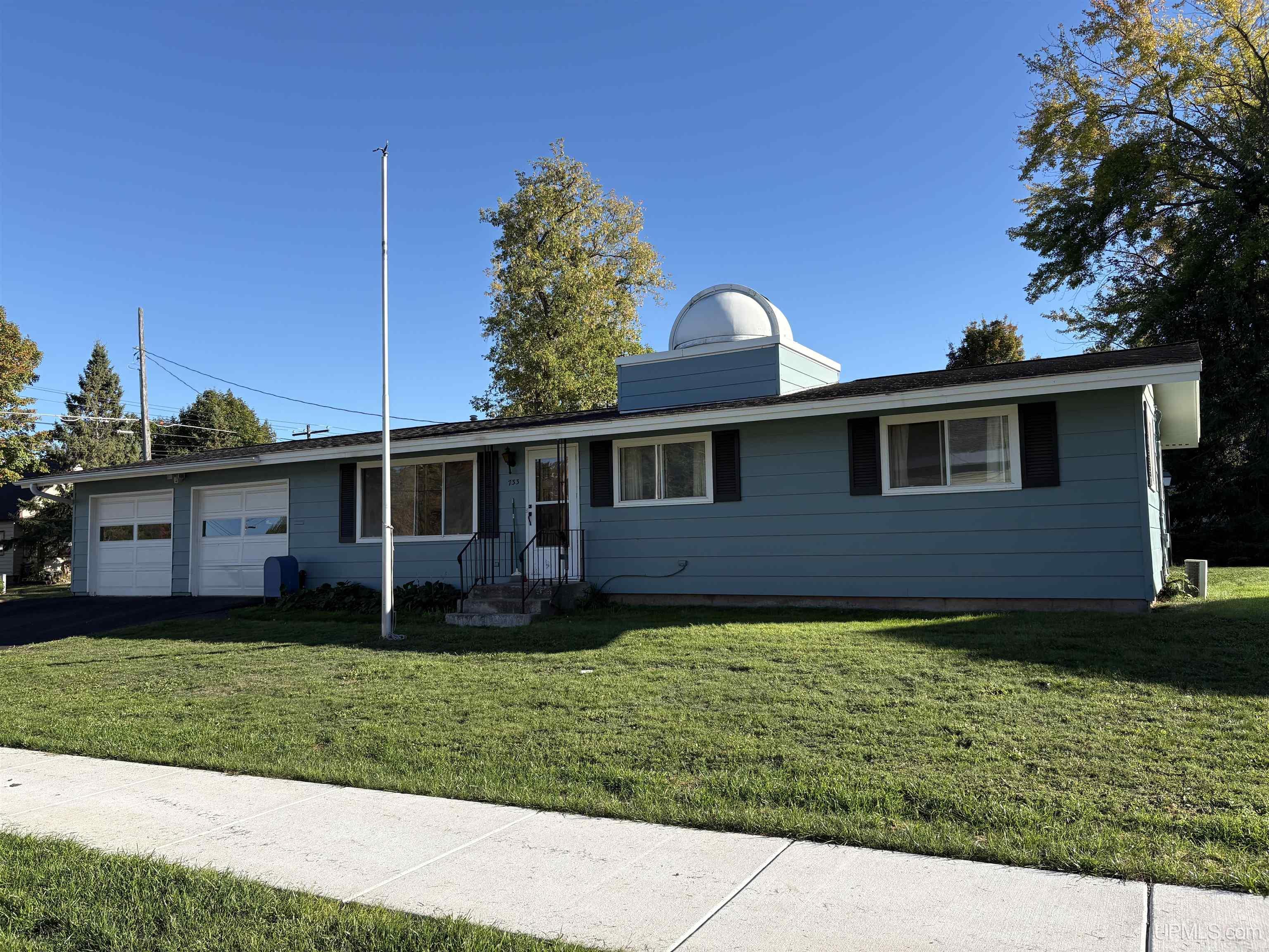 Photo 1 of Sale Pending at 733 Hedin Ave, Ironwood, MI 49938 | MLS# 50222670 | Listing updated on 2026-10-01