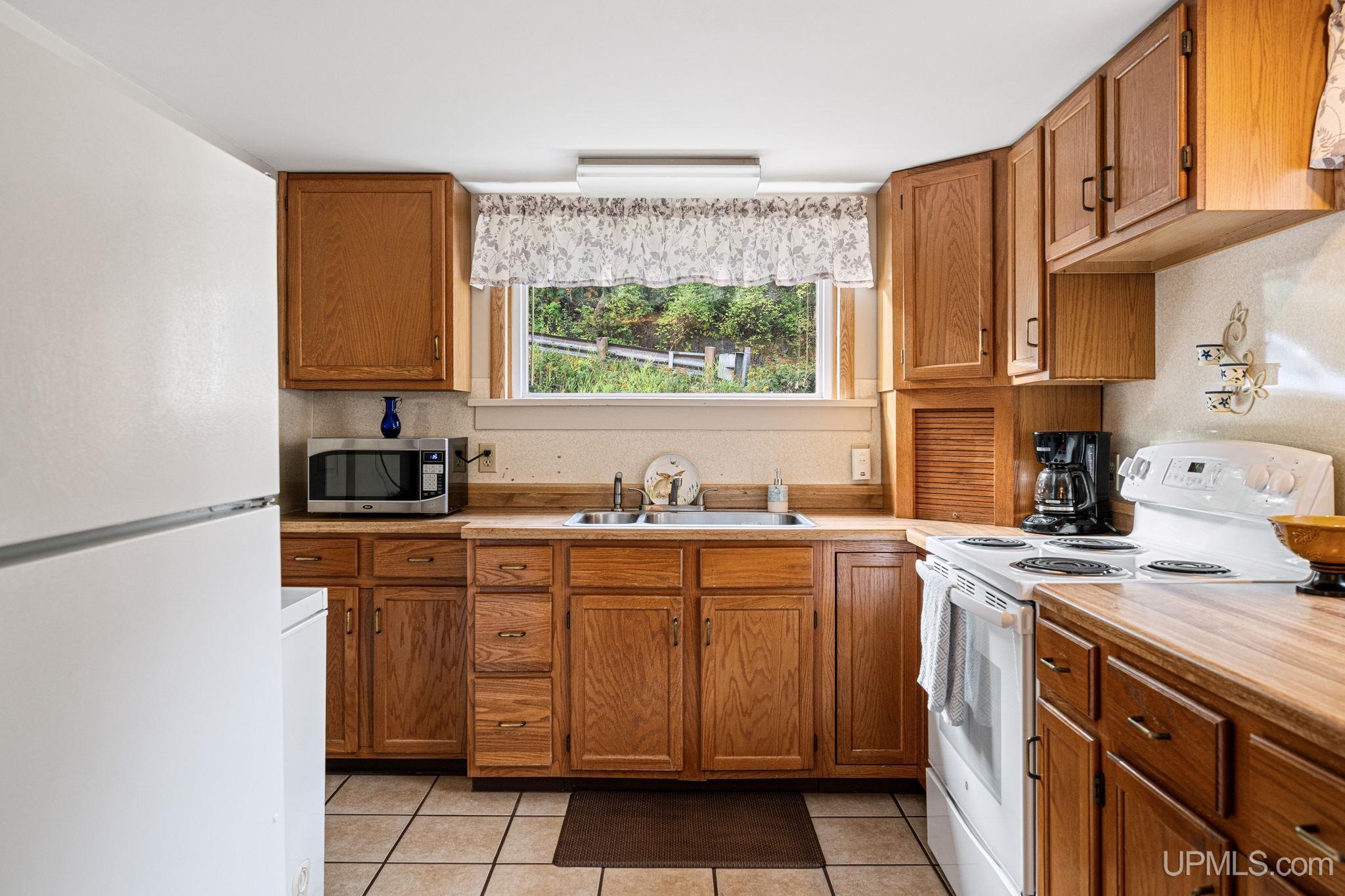 Photo 3 of Single family home for sale at 131 Zoberlein St, Ishpeming, MI 49849 | MLS# 50222677 | Listing updated on 2026-09-28