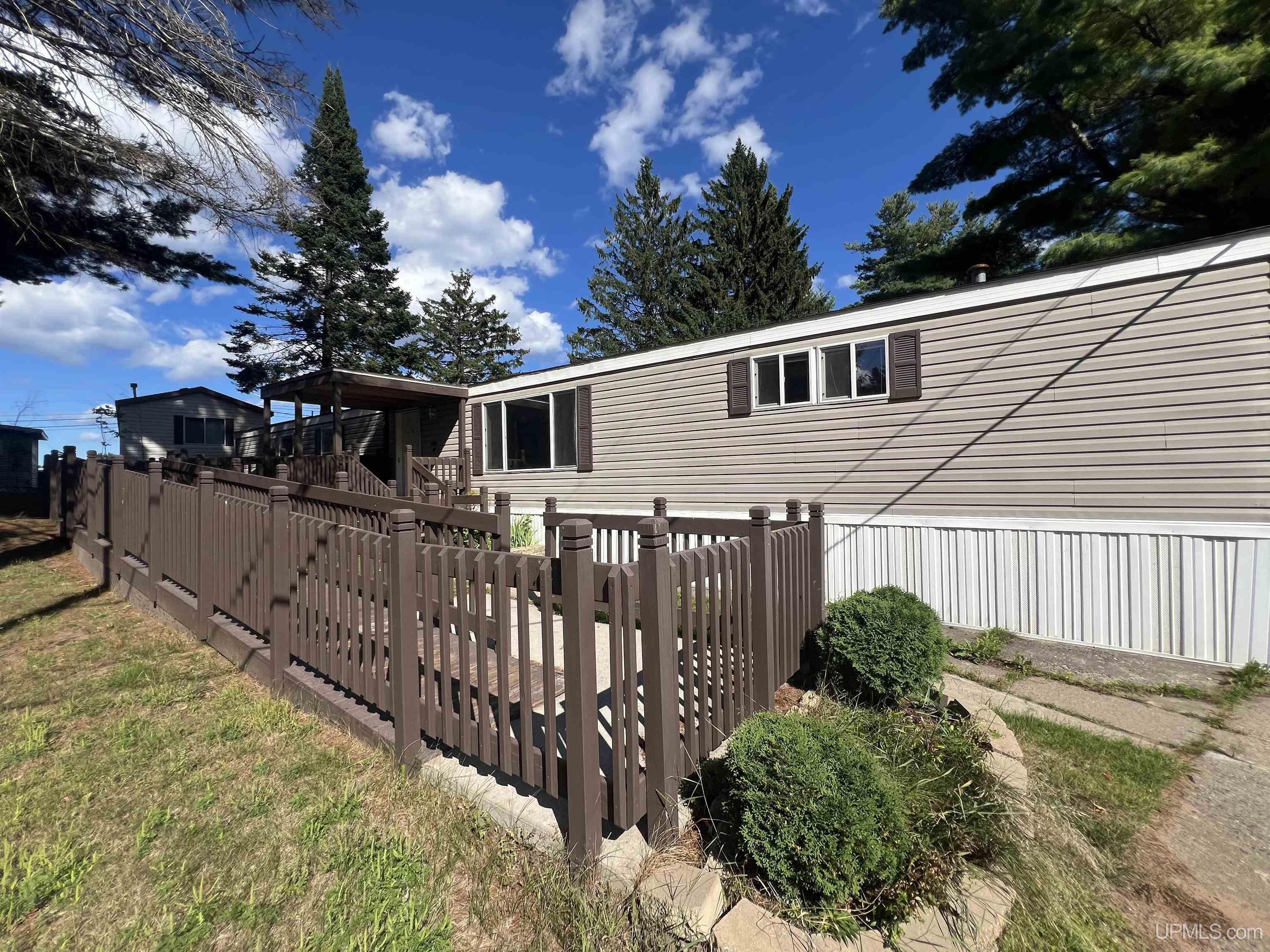 Photo 2 of Manufactured home for sale at 3000 Us 41 #28 Hwy, Marquette, MI 49855 | MLS# 50222702 | Listing updated on 2026-09-23