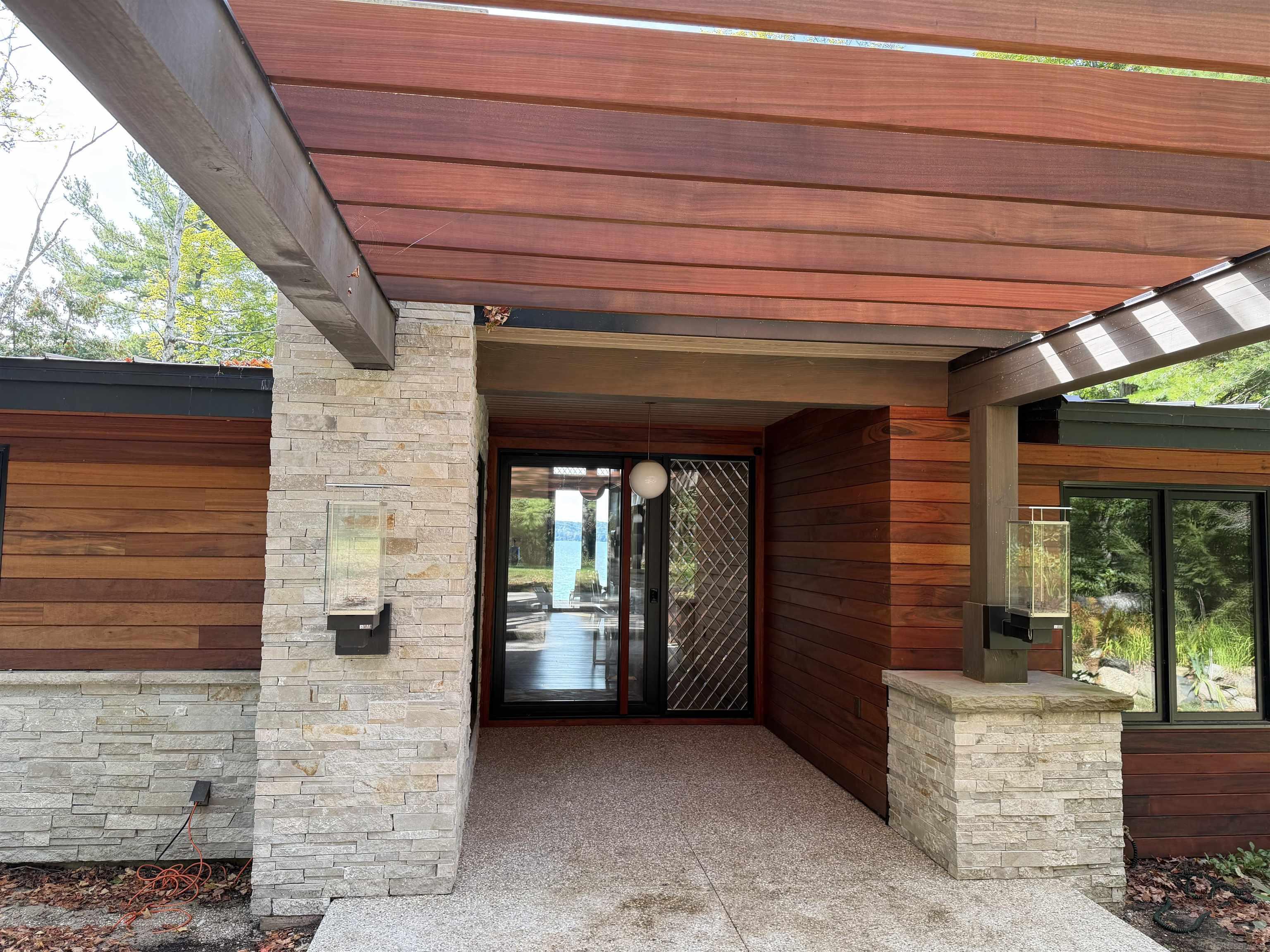 Photo 3 of Single family home for sale at 3966 S E Torch Lake Dr, Bellaire, MI 49615 | MLS# 58050222722 | Listing updated on 2026-09-23