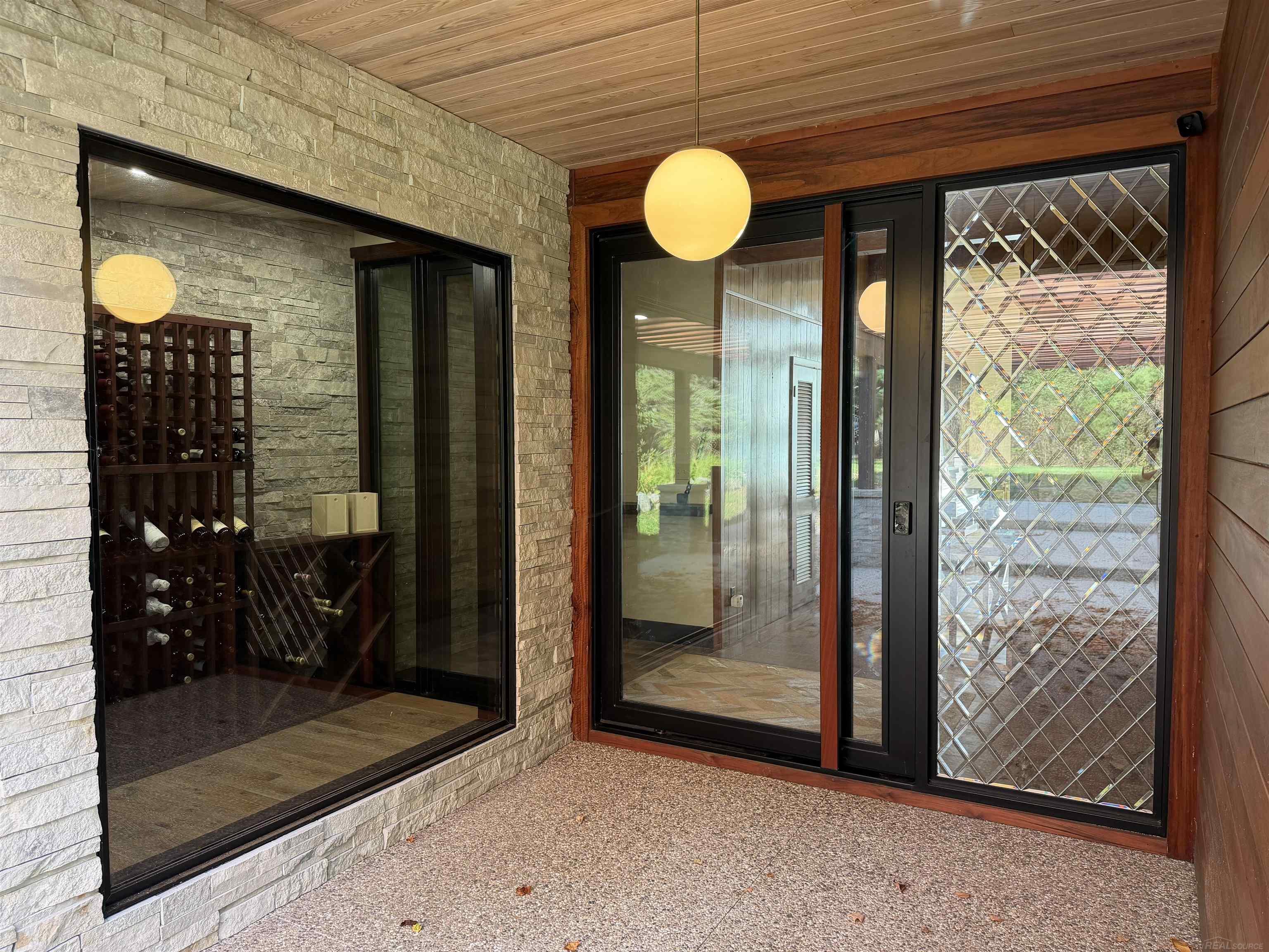 Photo 3 of Single family home for sale at 3966 S E Torch Lake Dr, Bellaire, MI 49615 | MLS# 58050222722 | Listing updated on 2026-09-23