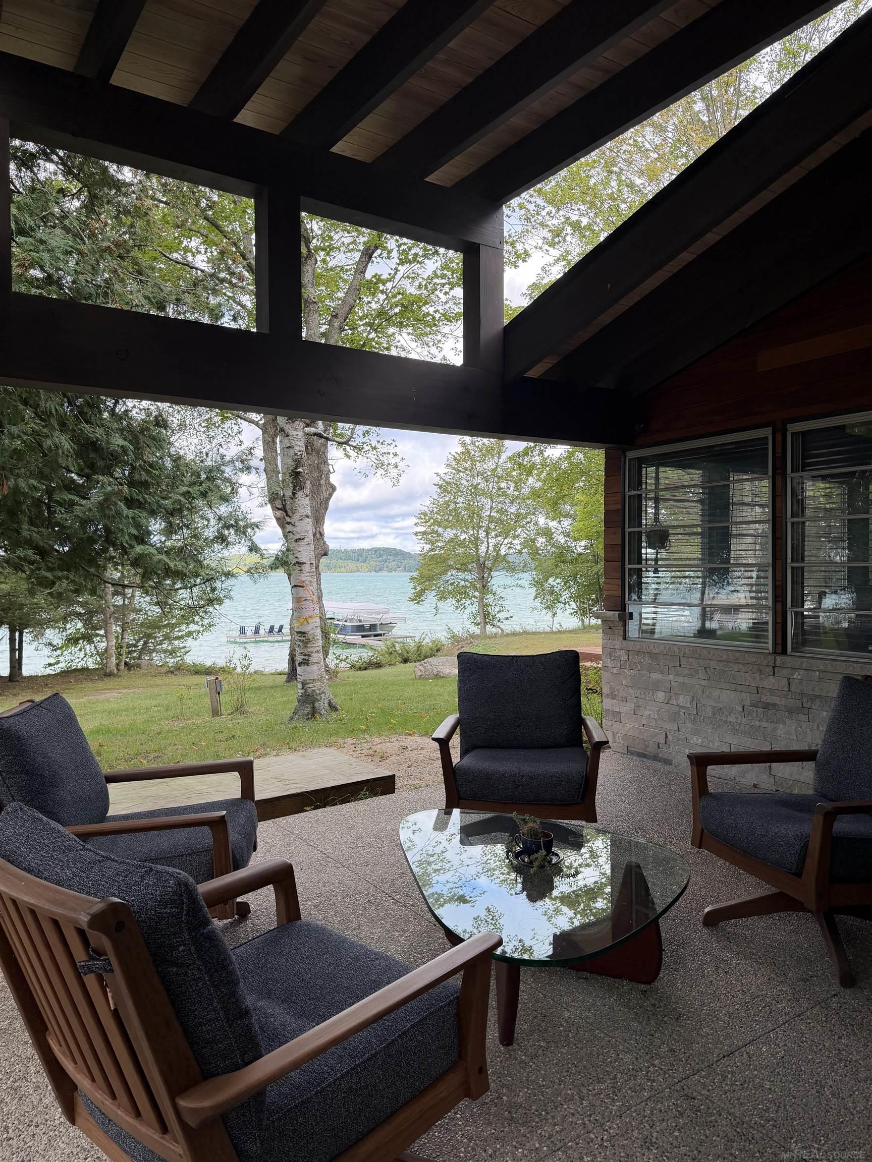 Photo 4 of Single family home for sale at 3966 S E Torch Lake Dr, Bellaire, MI 49615 | MLS# 58050222722 | Listing updated on 2026-09-23
