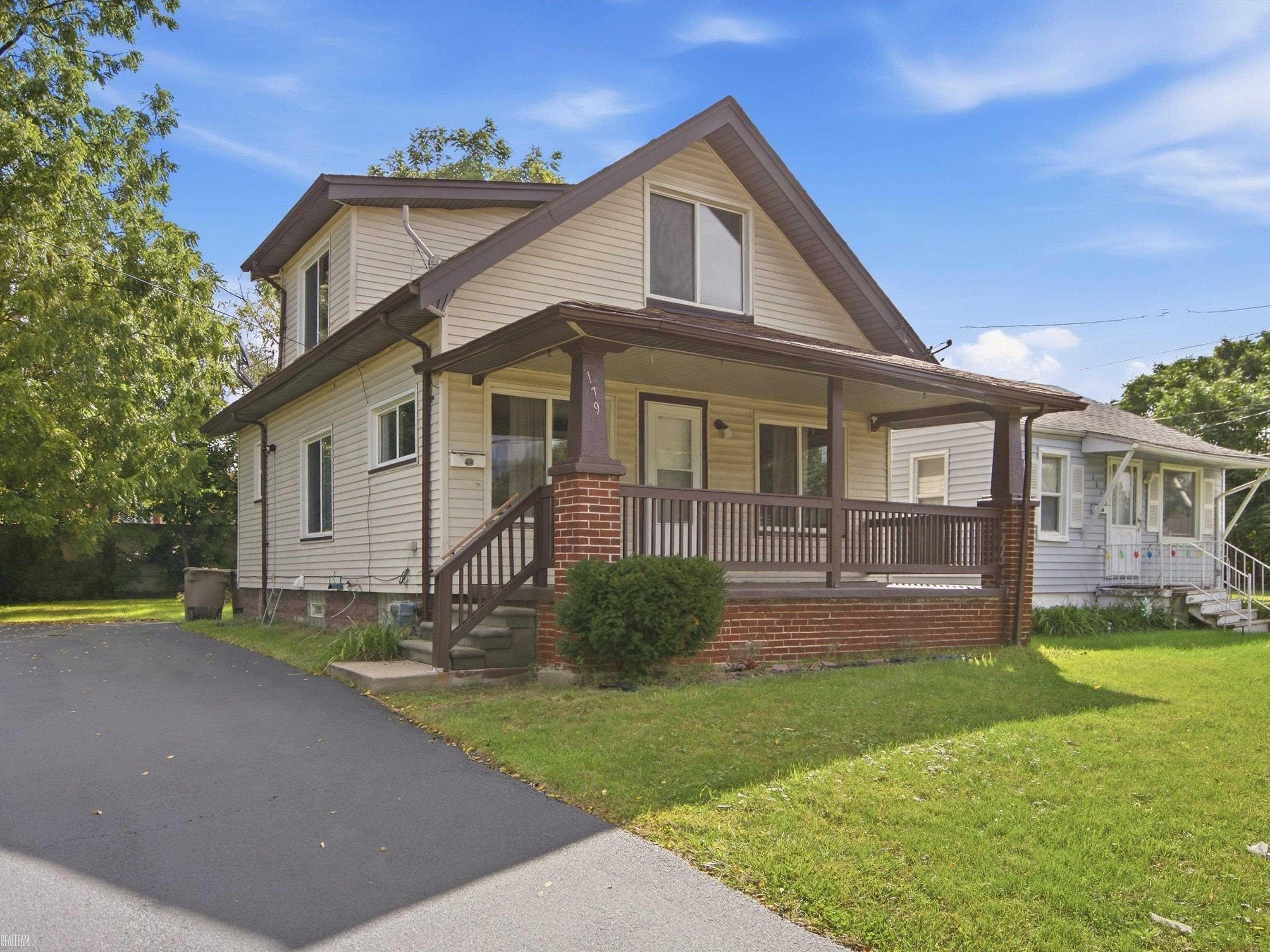 Single family home for sale at 179 S Francis St, Pontiac, MI 48342 | MLS# 58050222744