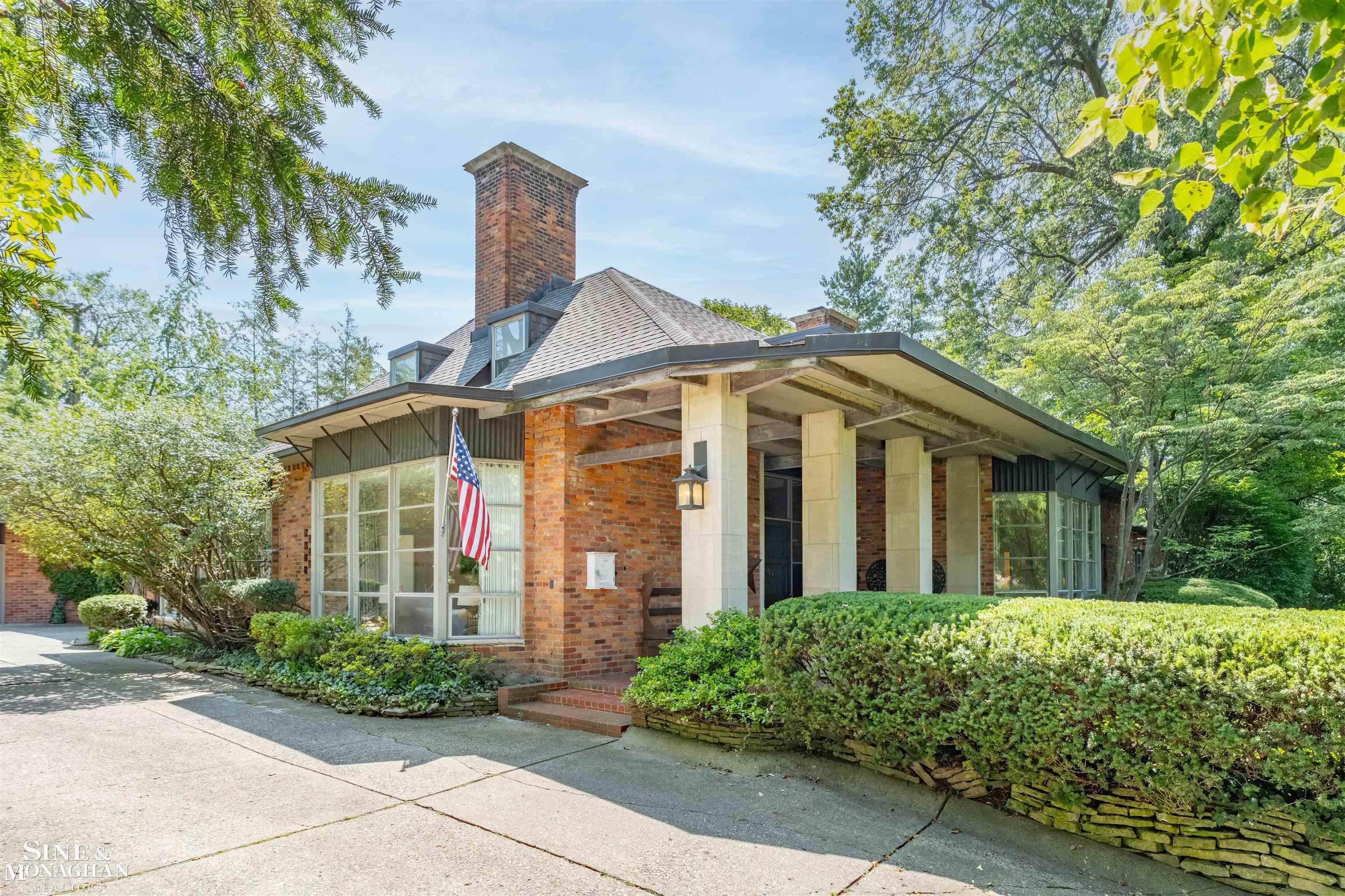 Single family home for sale at 280 Vincennes Pl, Grosse Pointe Farms, MI 48236 | MLS# 58050222745