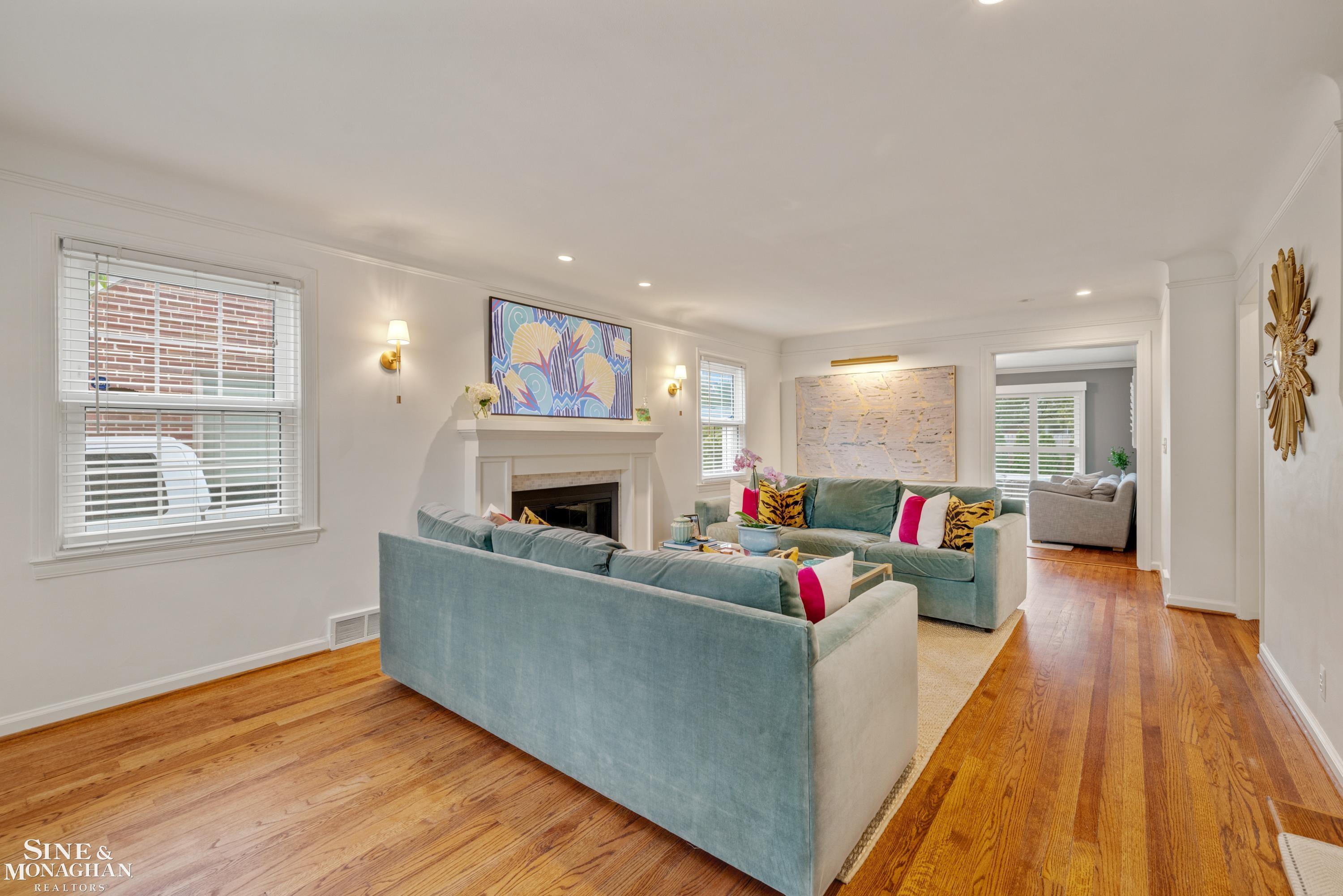Photo 3 of Single family home for sale at 1301 Torrey Rd, Grosse Pointe Woods, MI 48236 | MLS# 58050222747 | Listing updated on 2026-09-23