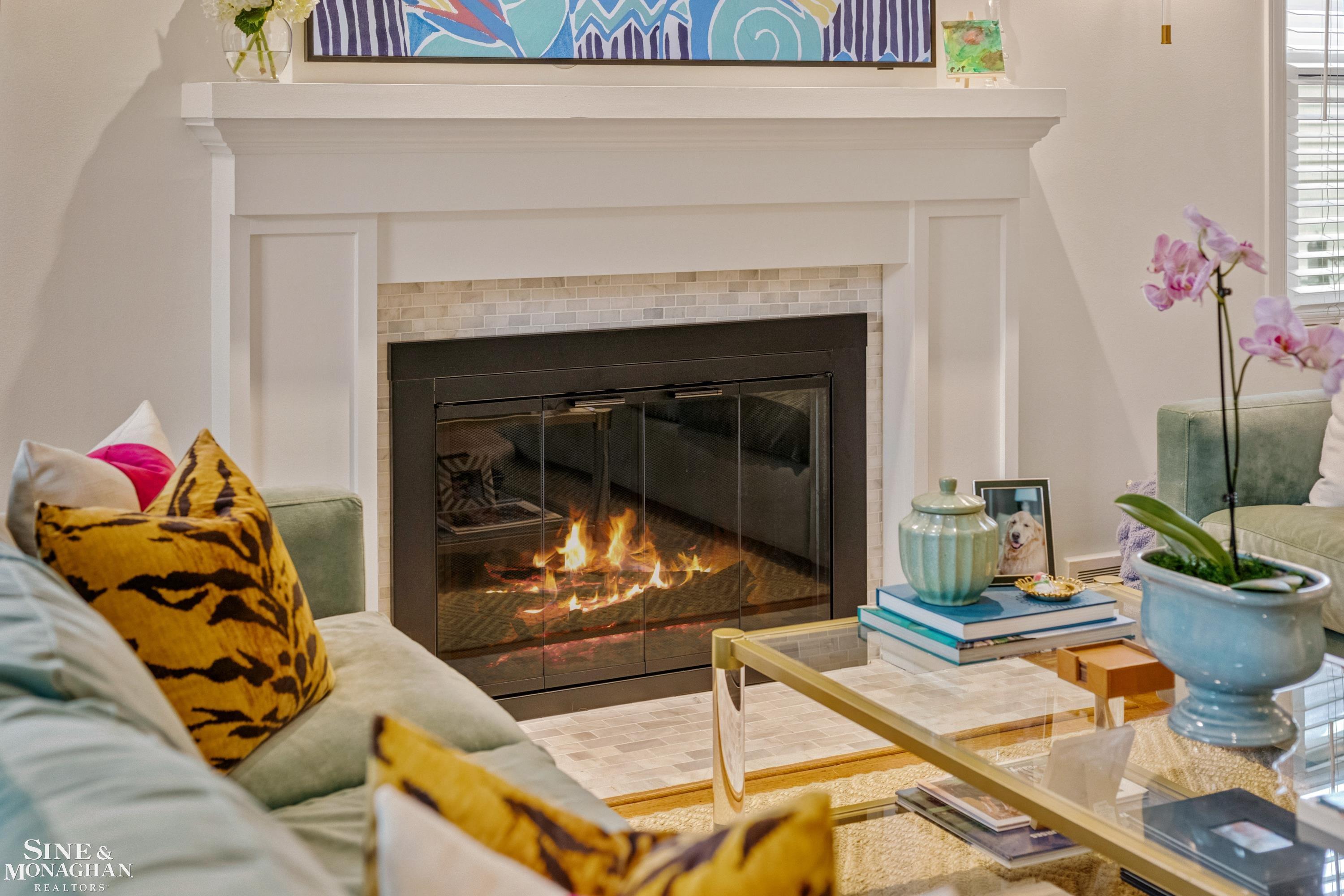 Photo 4 of Single family home for sale at 1301 Torrey Rd, Grosse Pointe Woods, MI 48236 | MLS# 58050222747 | Listing updated on 2026-09-23