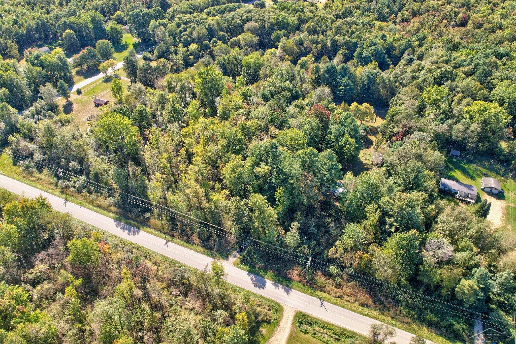 Photo 1 of Sale Pending at 4910 Caine Rd, Vassar, MI 48768 | MLS# 61050222768 | Listing updated on 2026-09-29