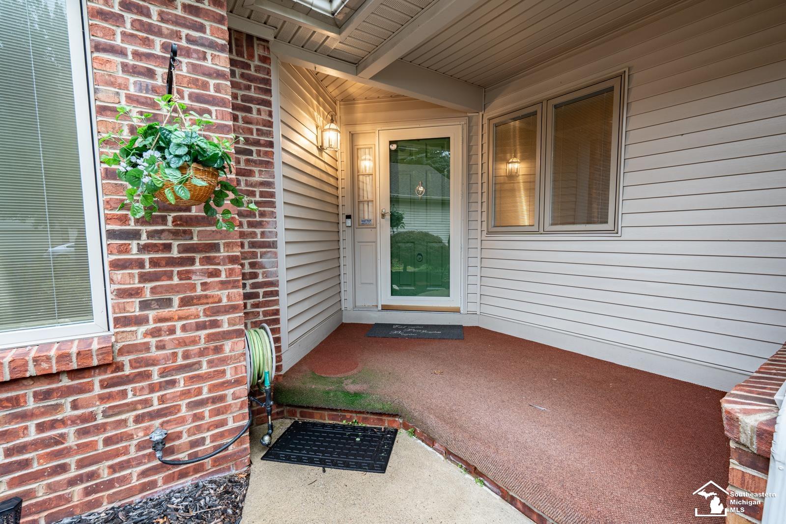 Photo 3 of Condo for sale at 1632 Spruce Ct, Temperance, MI 48182 | MLS# 57050222784 | Listing updated on 2026-09-24