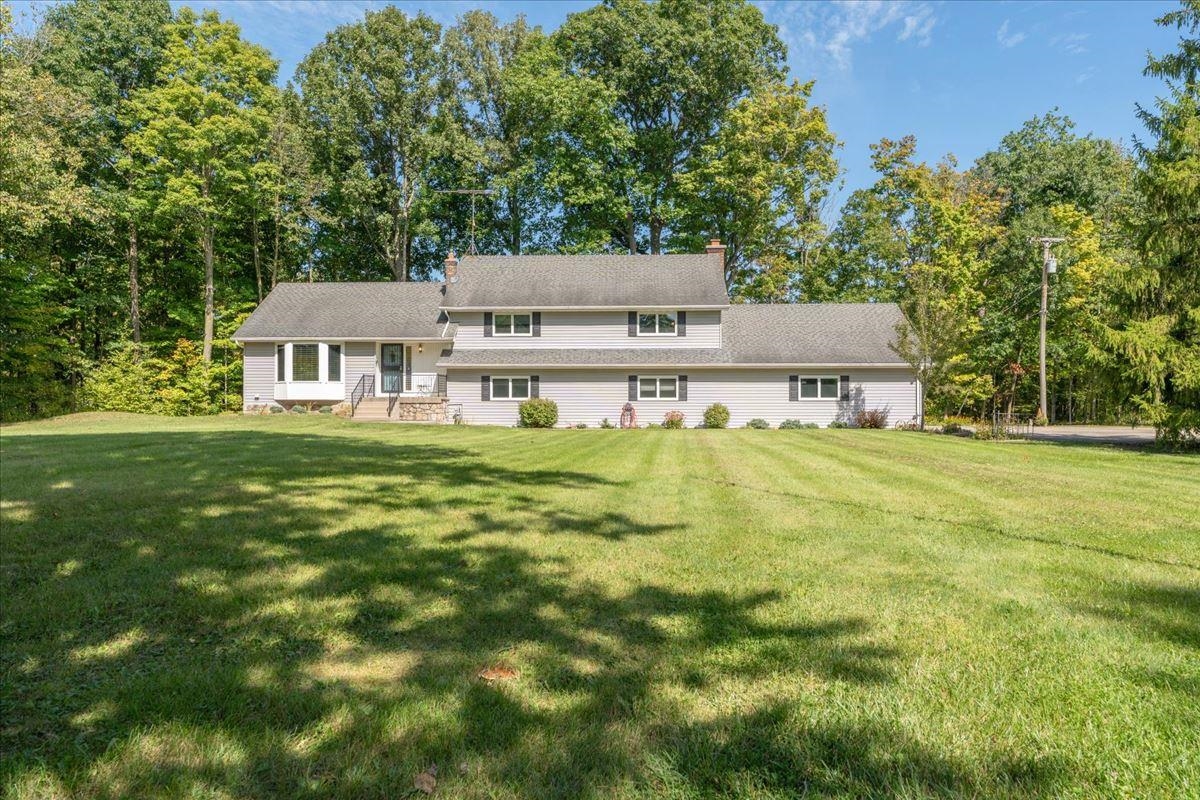 Photo 1 of Single family home for sale at 6900 Rattle Run Rd, St Clair Township St Clair, MI 48079 | MLS# 58050222794 | Listing updated on 2026-10-02