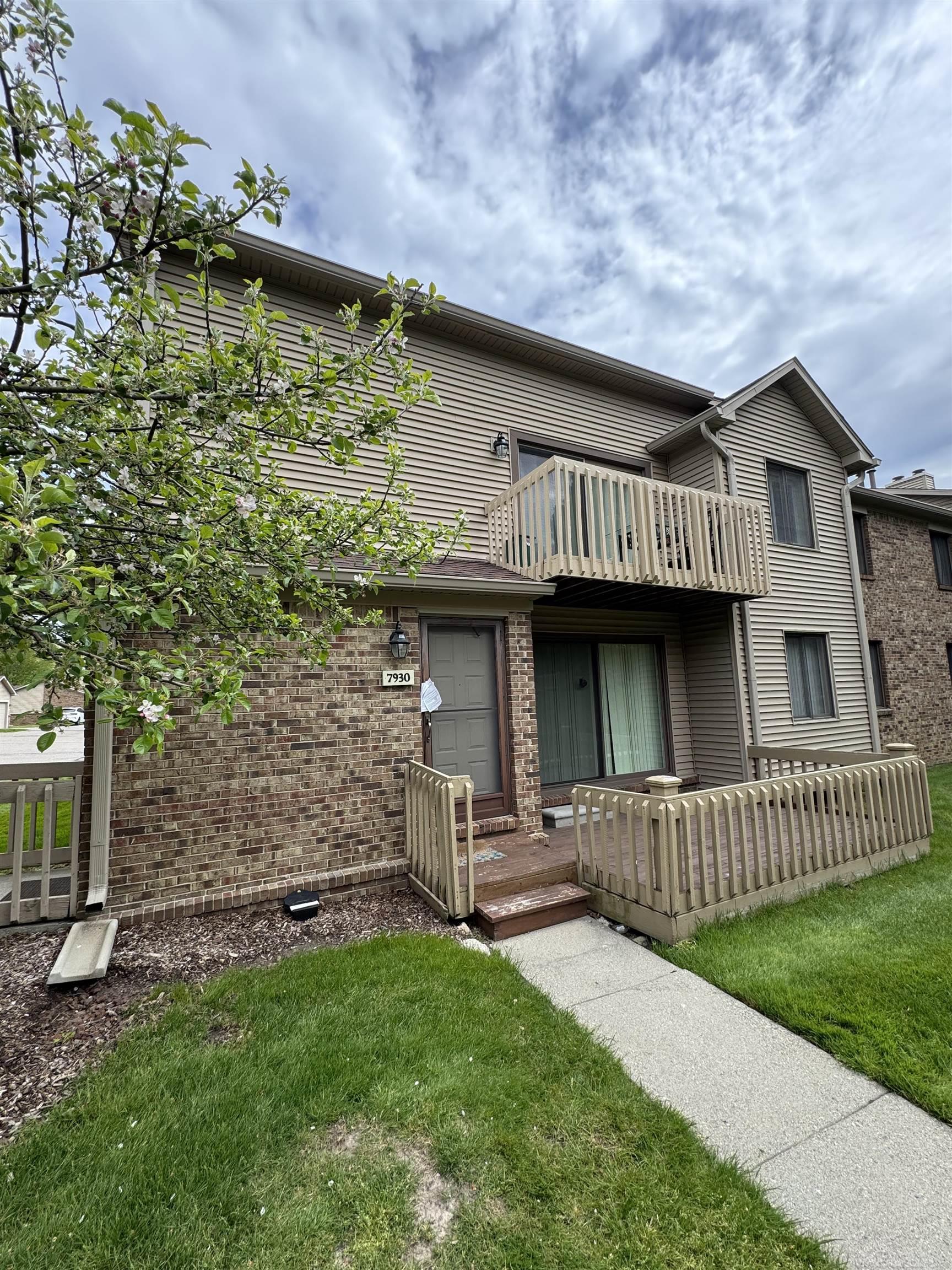 Photo 2 of Condo for sale at 7930 Woodingham Dr, West Bloomfield, MI 48322 | MLS# 58050222807 | Listing updated on 2026-10-06