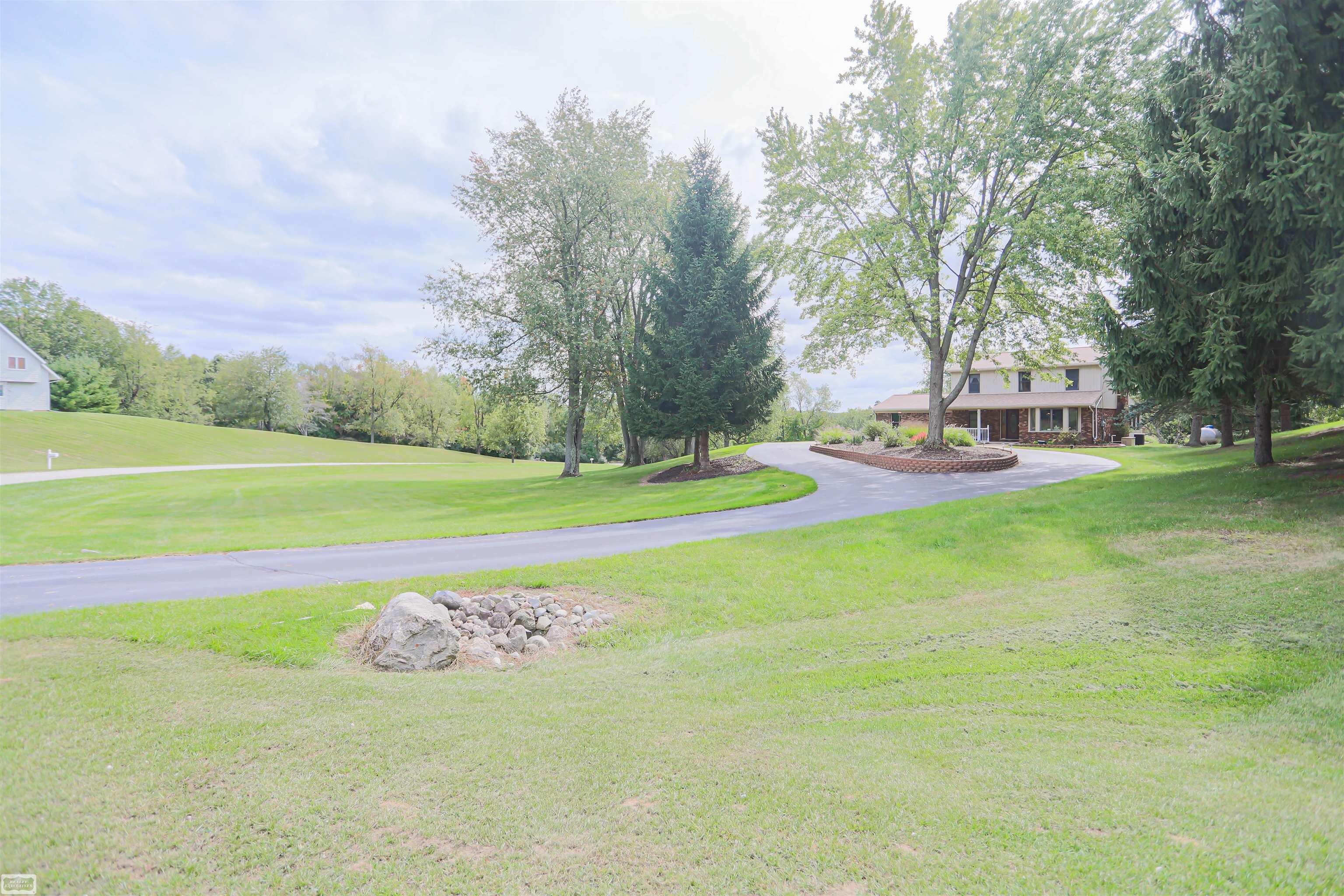 4900 Caravan Drive photo 8