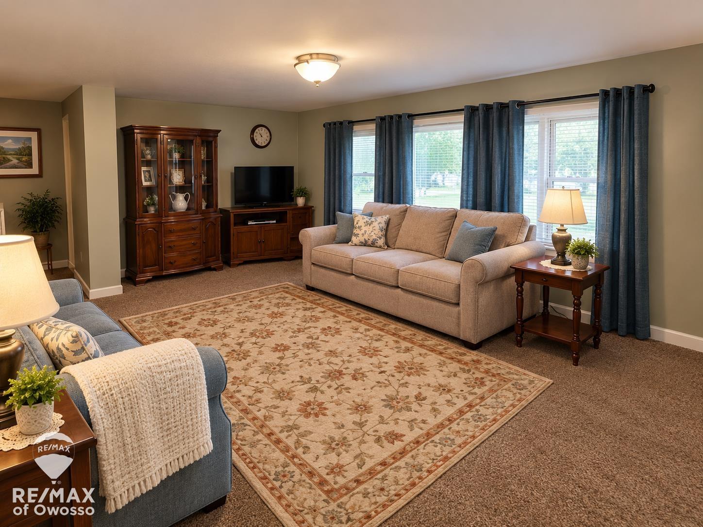 Photo 2 of Single family home for sale at 400 E Monroe St, Owosso, MI 48867 | MLS# 60050222818 | Listing updated on 2026-09-24