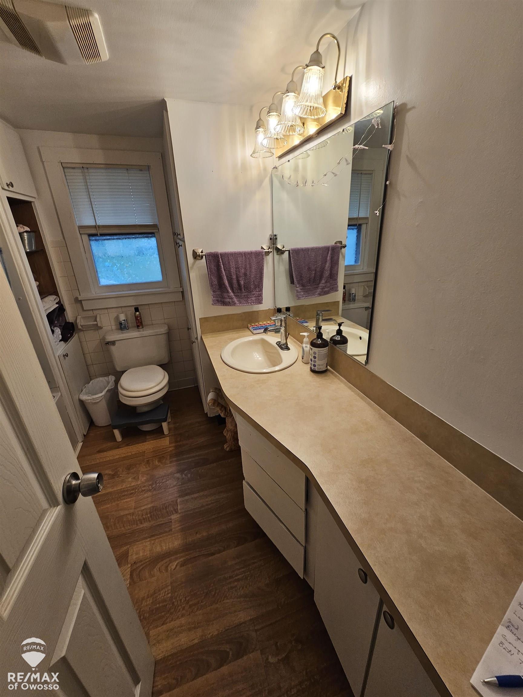Photo 3 of Single family home for sale at 400 E Monroe St, Owosso, MI 48867 | MLS# 60050222818 | Listing updated on 2026-09-24