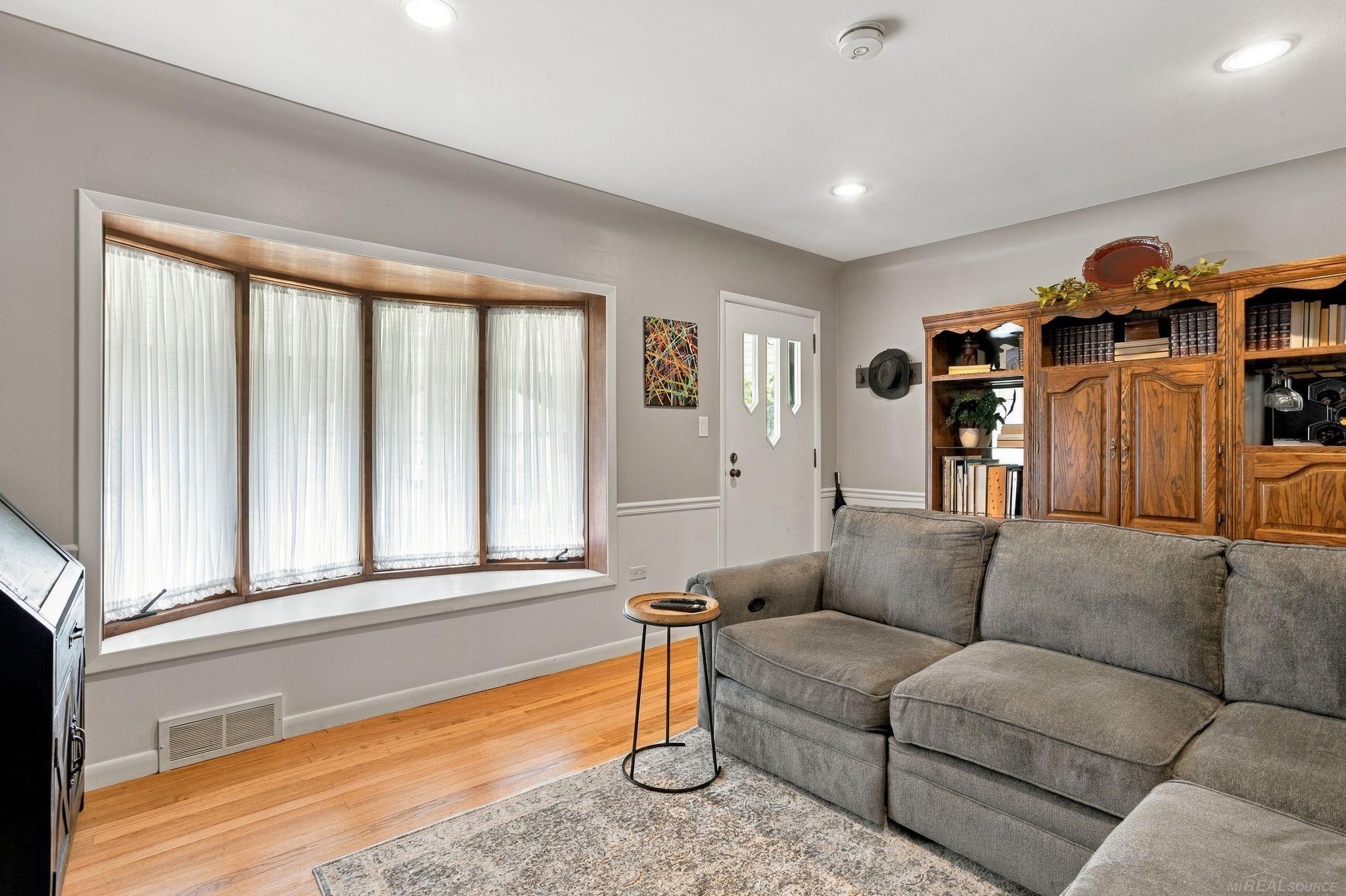 Photo 4 of Single family home for sale at 45584 N Branch Dr, Macomb, MI 48042 | MLS# 58050222829 | Listing updated on 2026-10-03