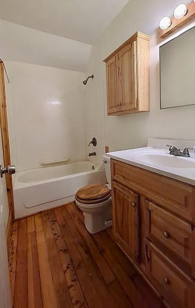 Photo 3 of Single family home for sale at 522 Ryan St, Owosso, MI 48867 | MLS# 60050222830 | Listing updated on 2026-09-24