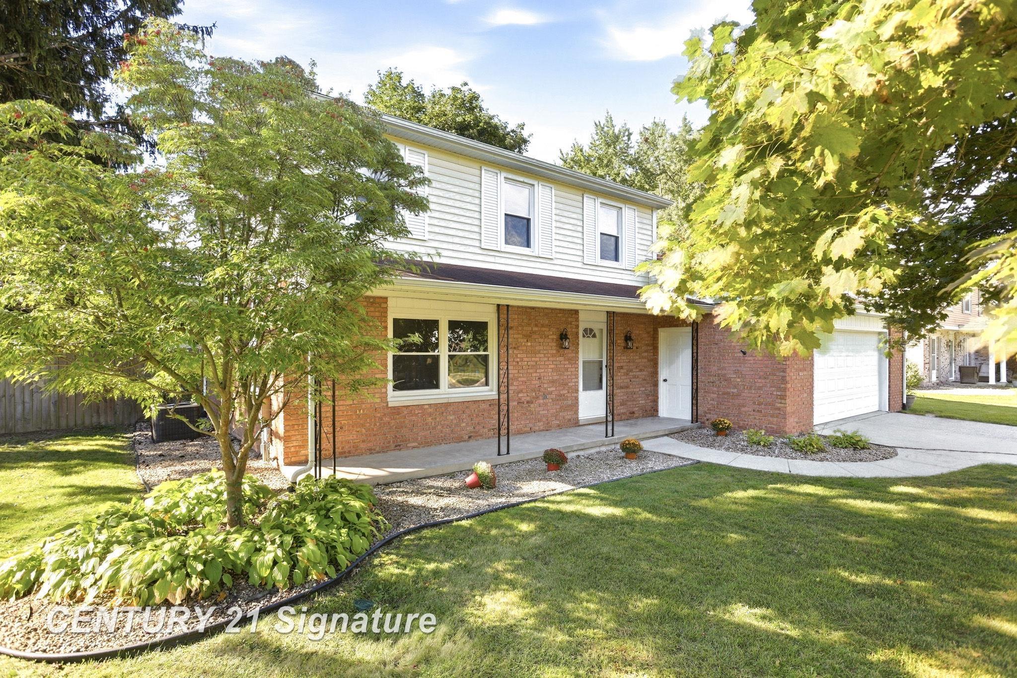 Photo 3 of Single family home for sale at 4925 Century Dr, Saginaw, MI 48638 | MLS# 61050222835 | Listing updated on 2026-10-05