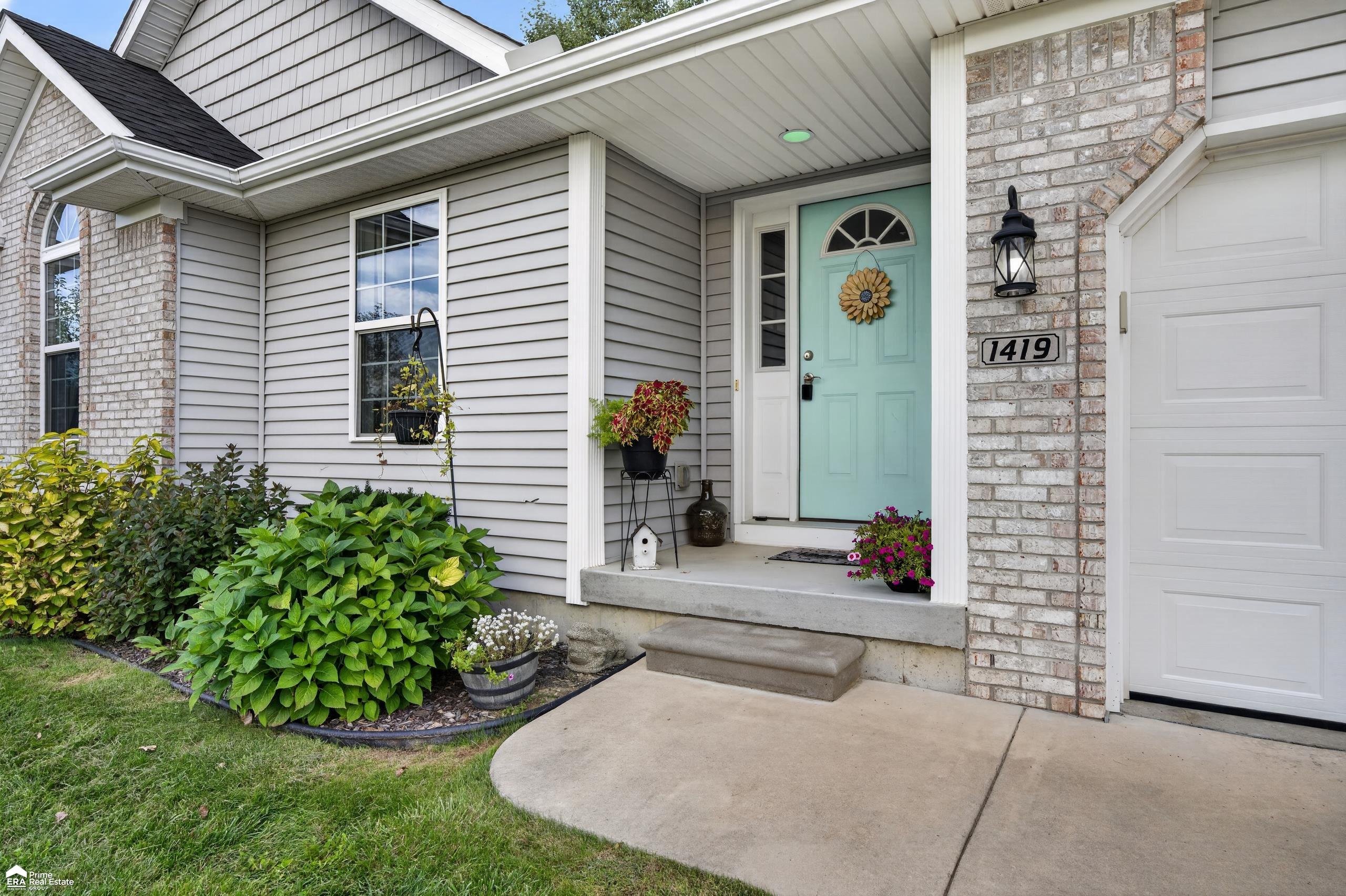 Photo 3 of Single family home for sale at 1419 Pondview Dr, Davison, MI 48423 | MLS# 5050222842 | Listing updated on 2026-10-03