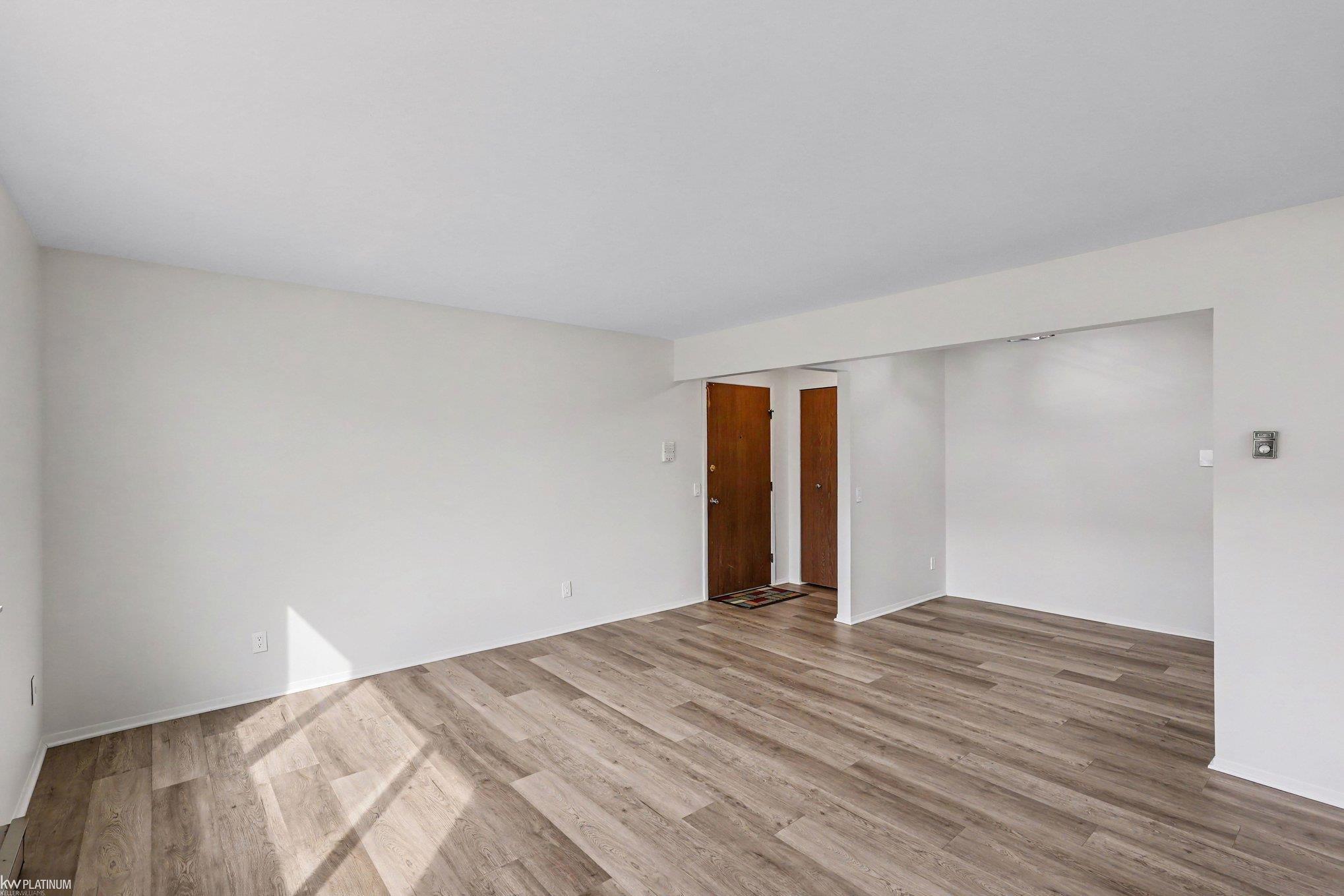 Listing Photo 4 - Condo for sale in building located at 1875 Michigan F 6th Ave, Marysville, MI 48040