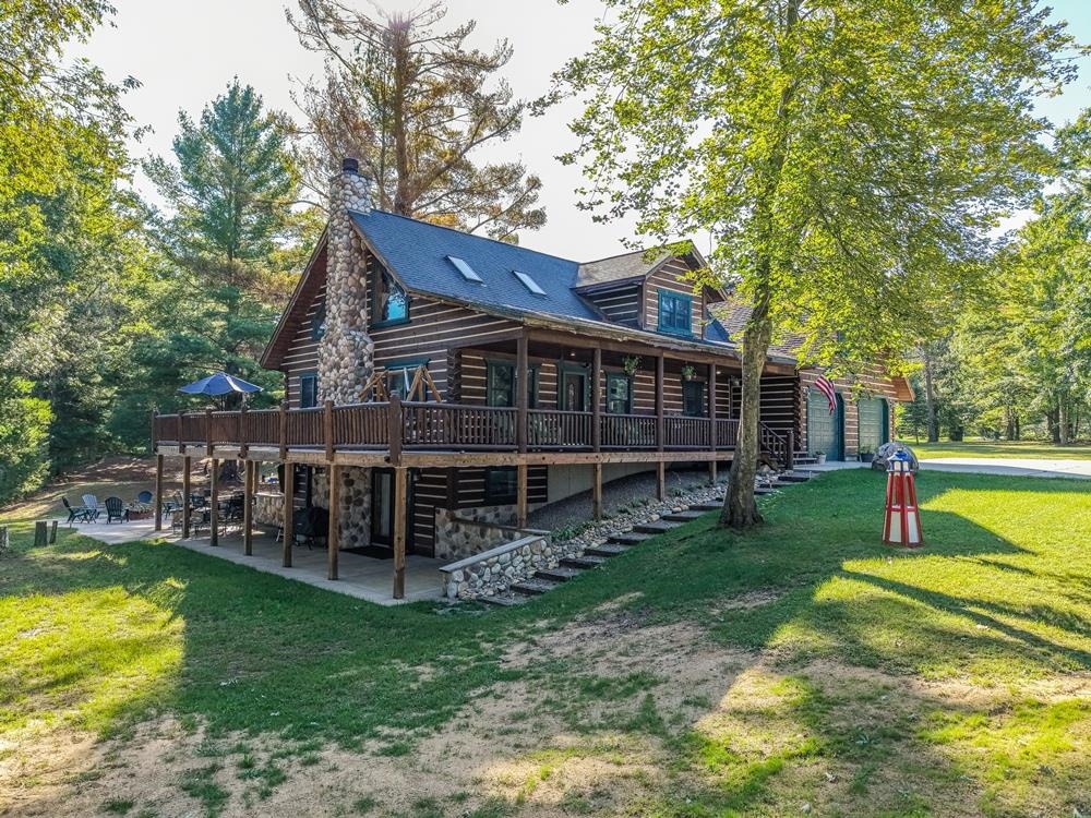 Photo 1 of Single family home for sale at 8328 White Pine Ridge, Harrison, MI 48625 | MLS# 50222883 | Listing updated on 2026-09-28