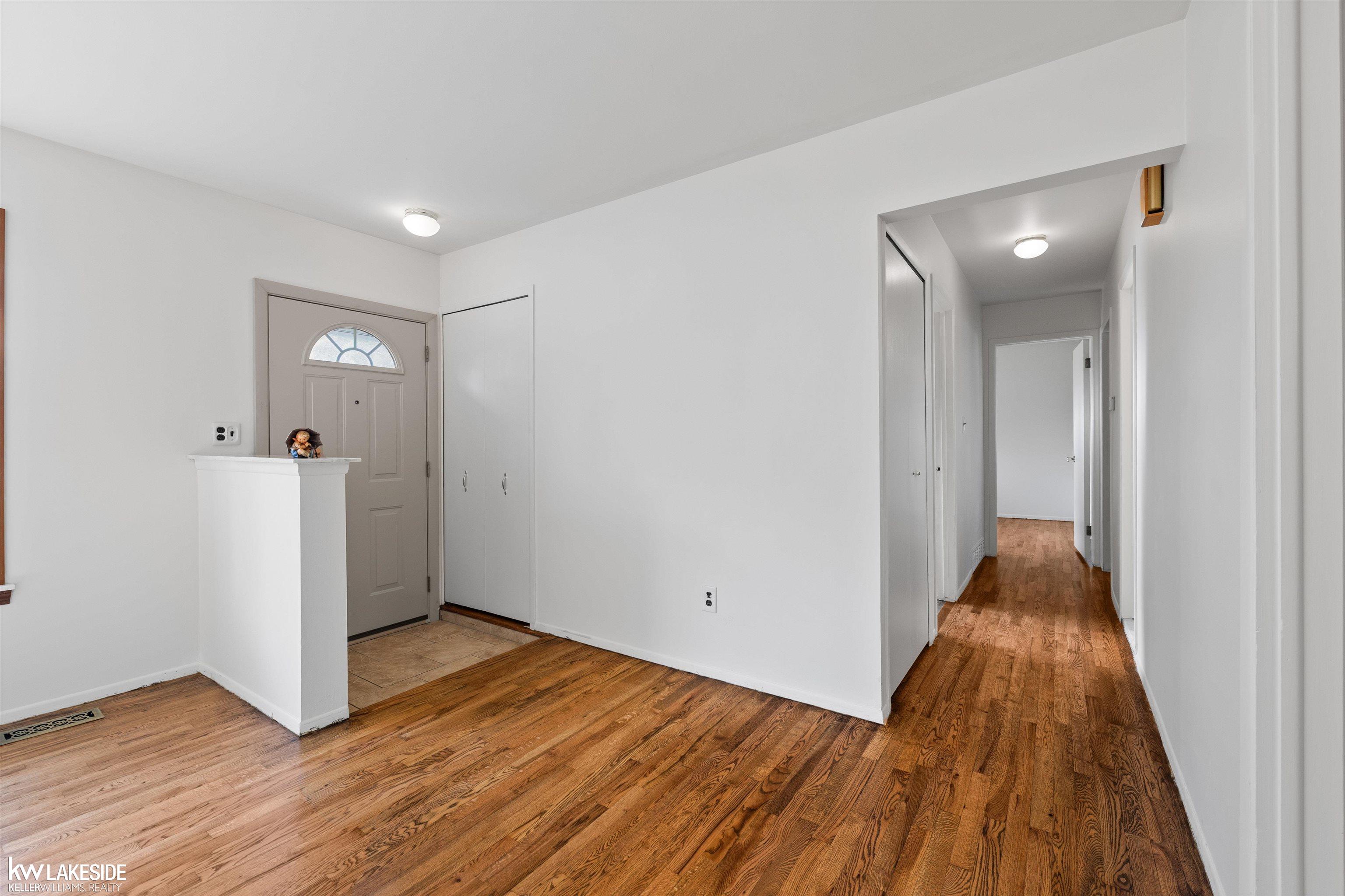 Photo 3 of Single family home for sale at 33214 Priehs Ct, Sterling Heights, MI 48312 | MLS# 58050222932 | Listing updated on 2026-10-06