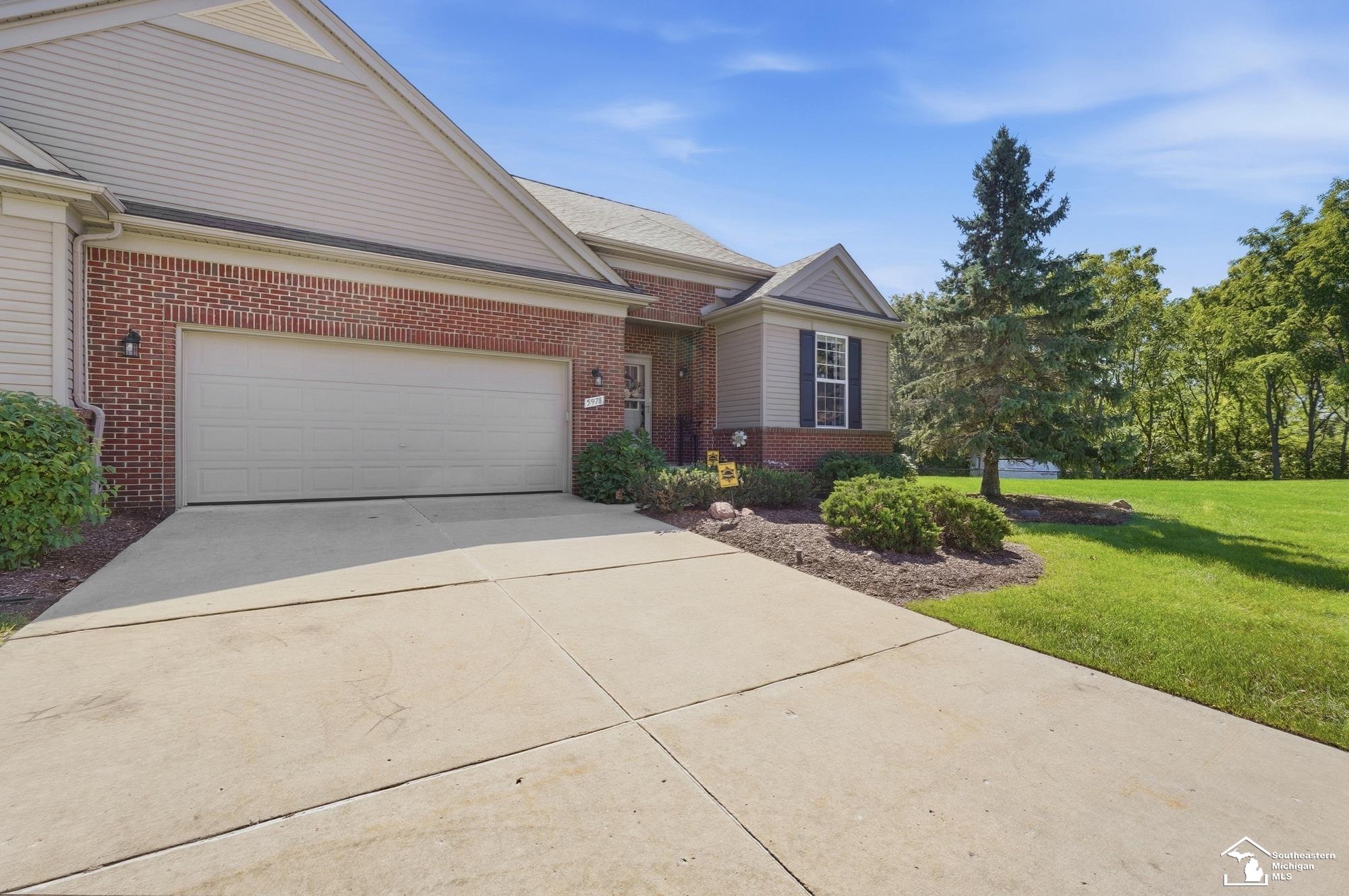 Photo 2 of Condo for sale at 5978 Purple Martin Dr, South Rockwood, MI 48179 | MLS# 57050222936 | Listing updated on 2026-10-06