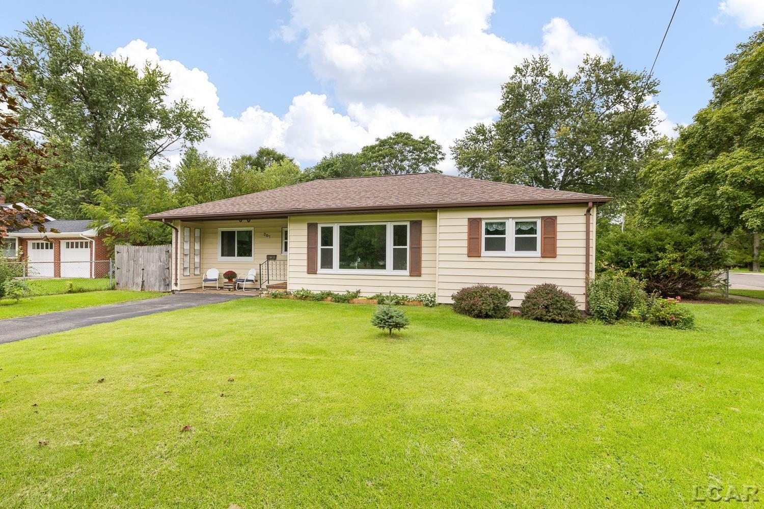 Photo 3 of Single family home for sale at 416 S Scott St, Adrian, MI 49221 | MLS# 56050222938 | Listing updated on 2026-10-06