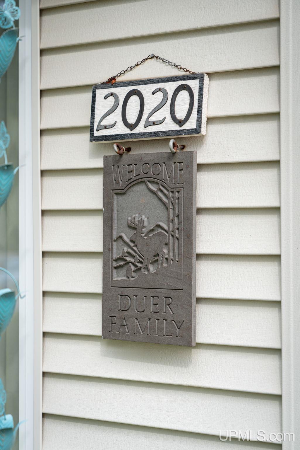 Photo 3 of Single family home for sale at 2020 W Ridge St, Marquette, MI 49855 | MLS# 50222945 | Listing updated on 2026-10-02